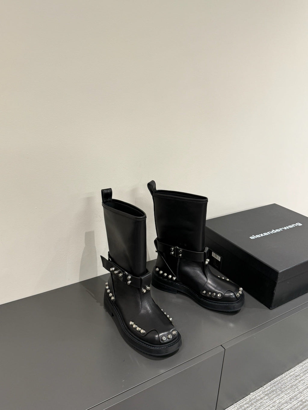 DIXON BUCKLE BOOT IN BLACK CALFSKIN
