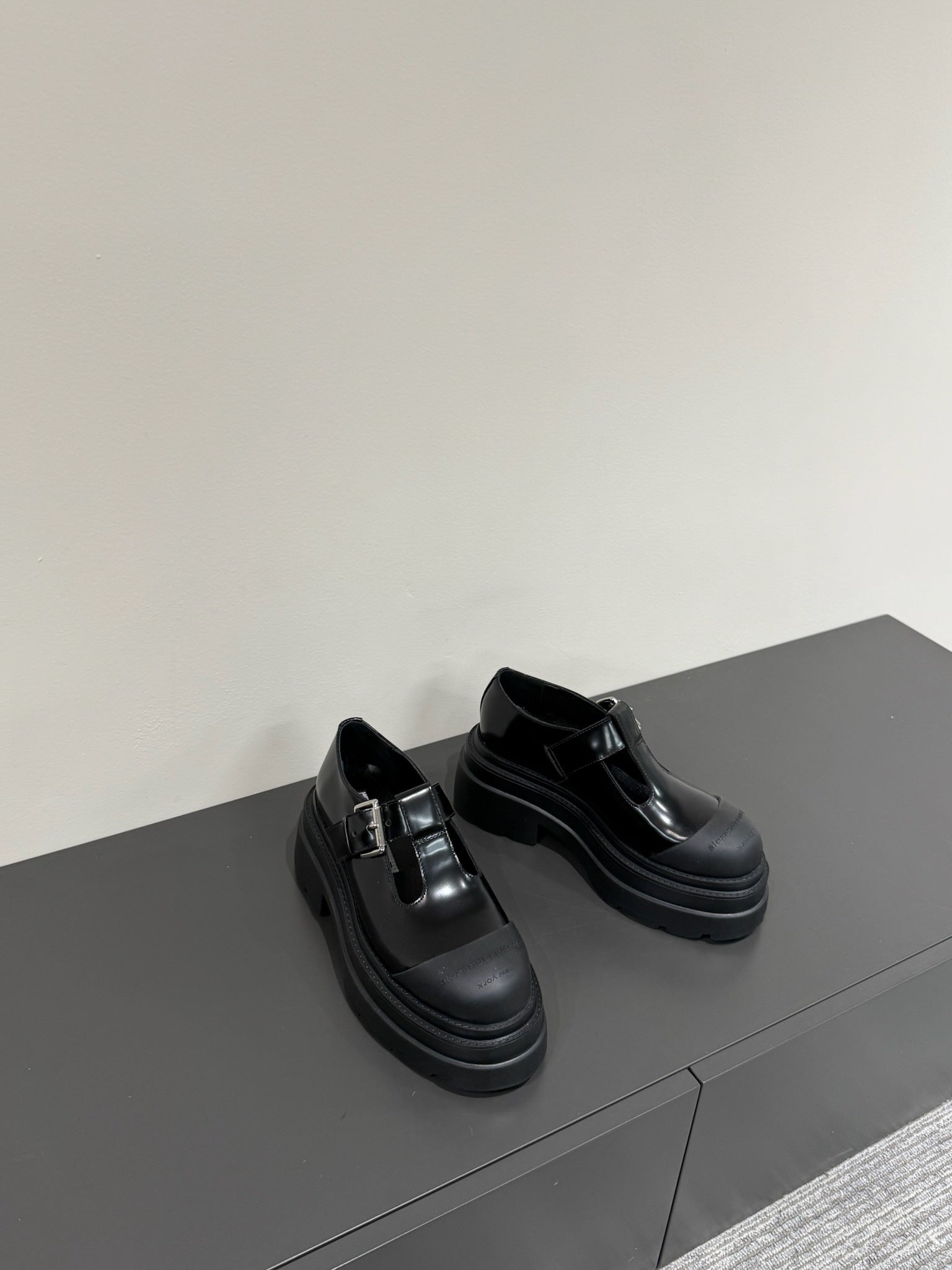 PLATFORM PATCHWWORK MARY JANE IN BLACK PATENT CALFSKIN