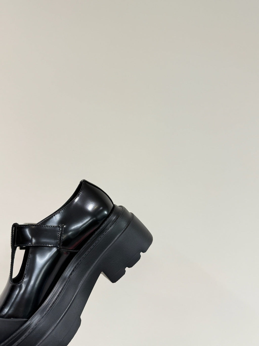 PLATFORM PATCHWWORK MARY JANE IN BLACK PATENT CALFSKIN