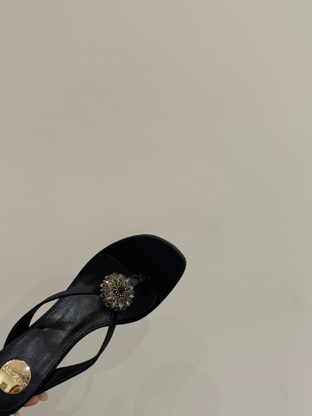 YSL HEELED THONG SANDALS 25S IN BLACK SATIN WITH CRYSTAL
