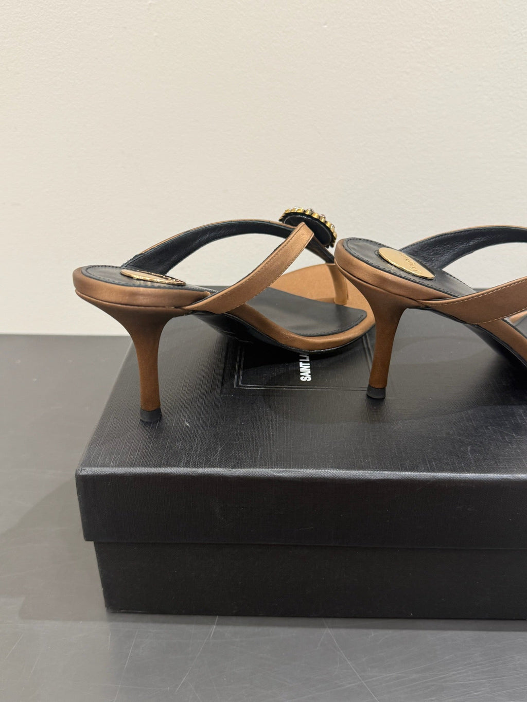 YSL HEELED THONG SANDALS 25S IN BROWN SATIN WITH CRYSTAL