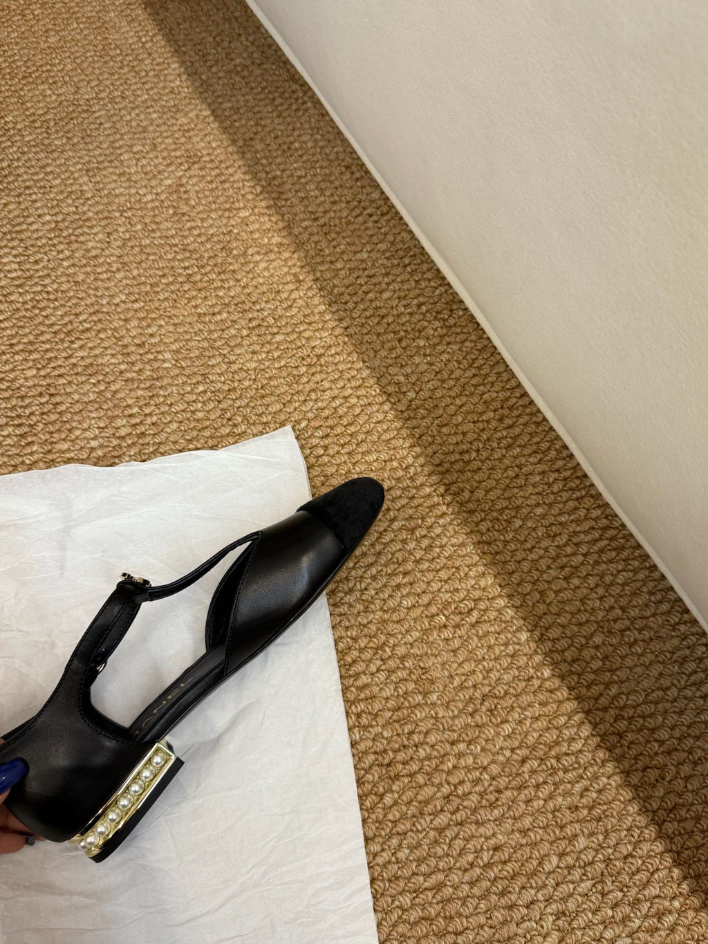 CHANEL 26S SLINGBACK SHOES IN BLACK CALFSKIN AND SUEDE GOLD HARDWARE