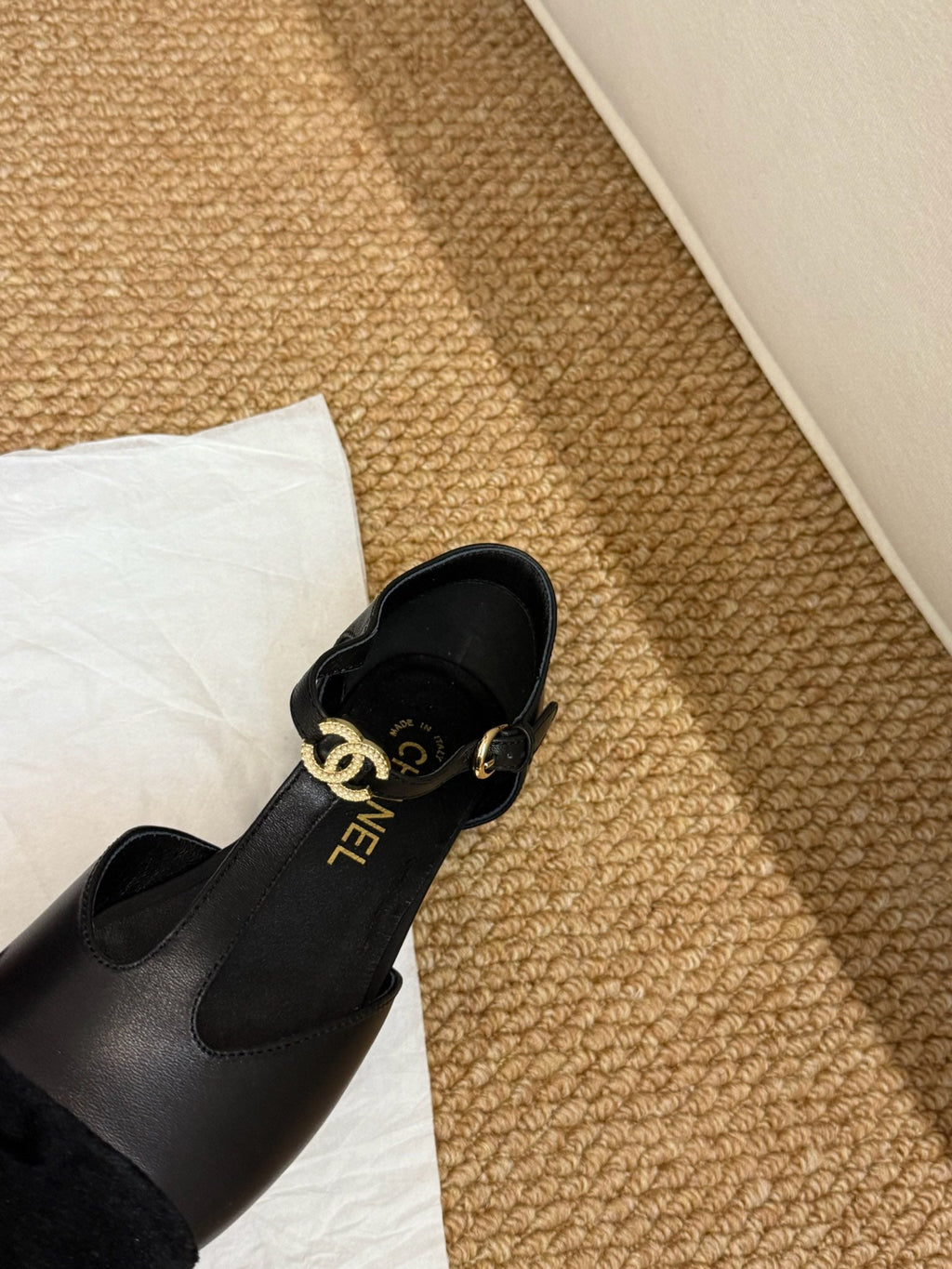 CHANEL 26S SLINGBACK SHOES IN BLACK CALFSKIN AND SUEDE GOLD HARDWARE