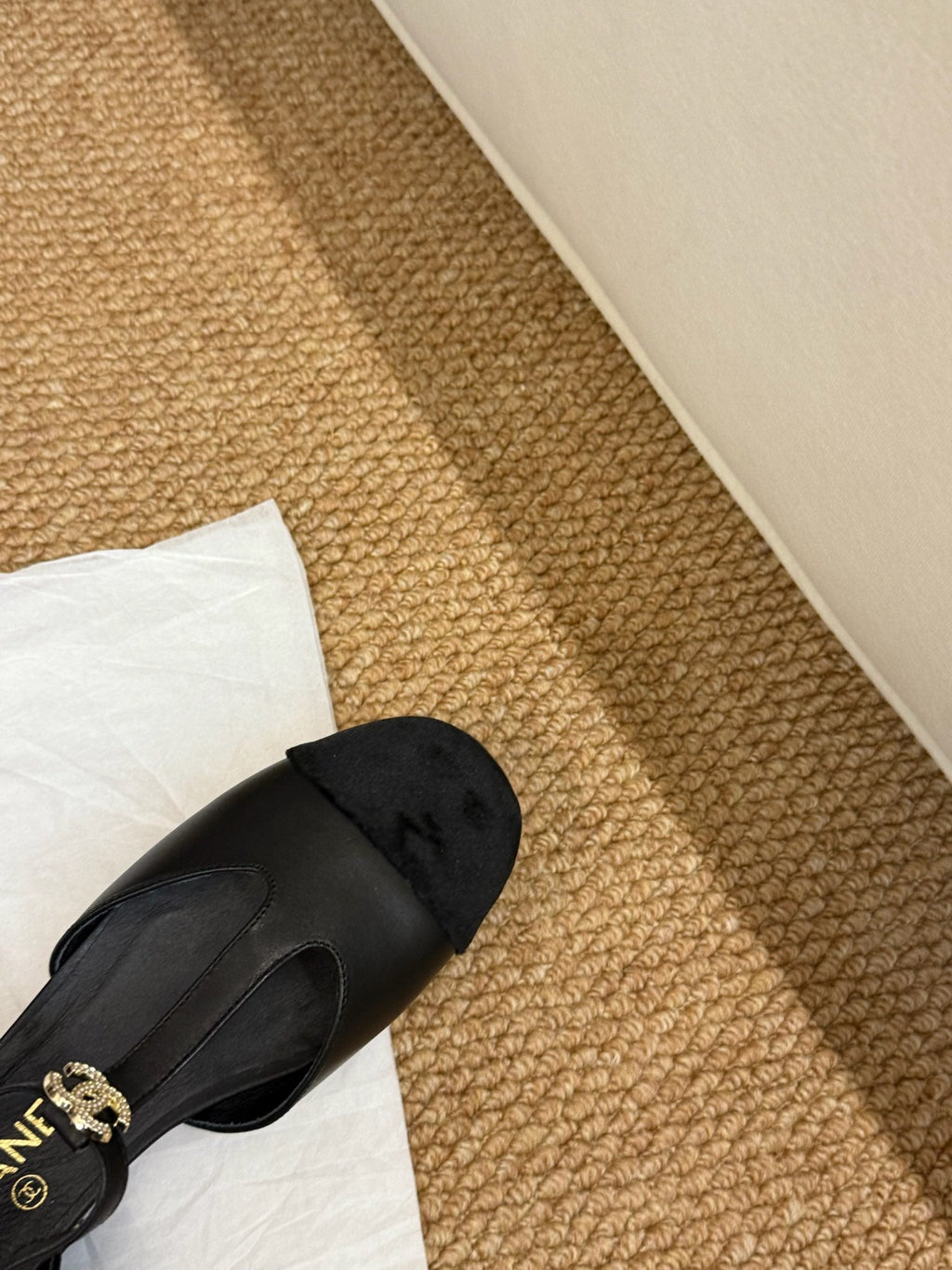 CHANEL 26S SLINGBACK SHOES IN BLACK CALFSKIN AND SUEDE GOLD HARDWARE