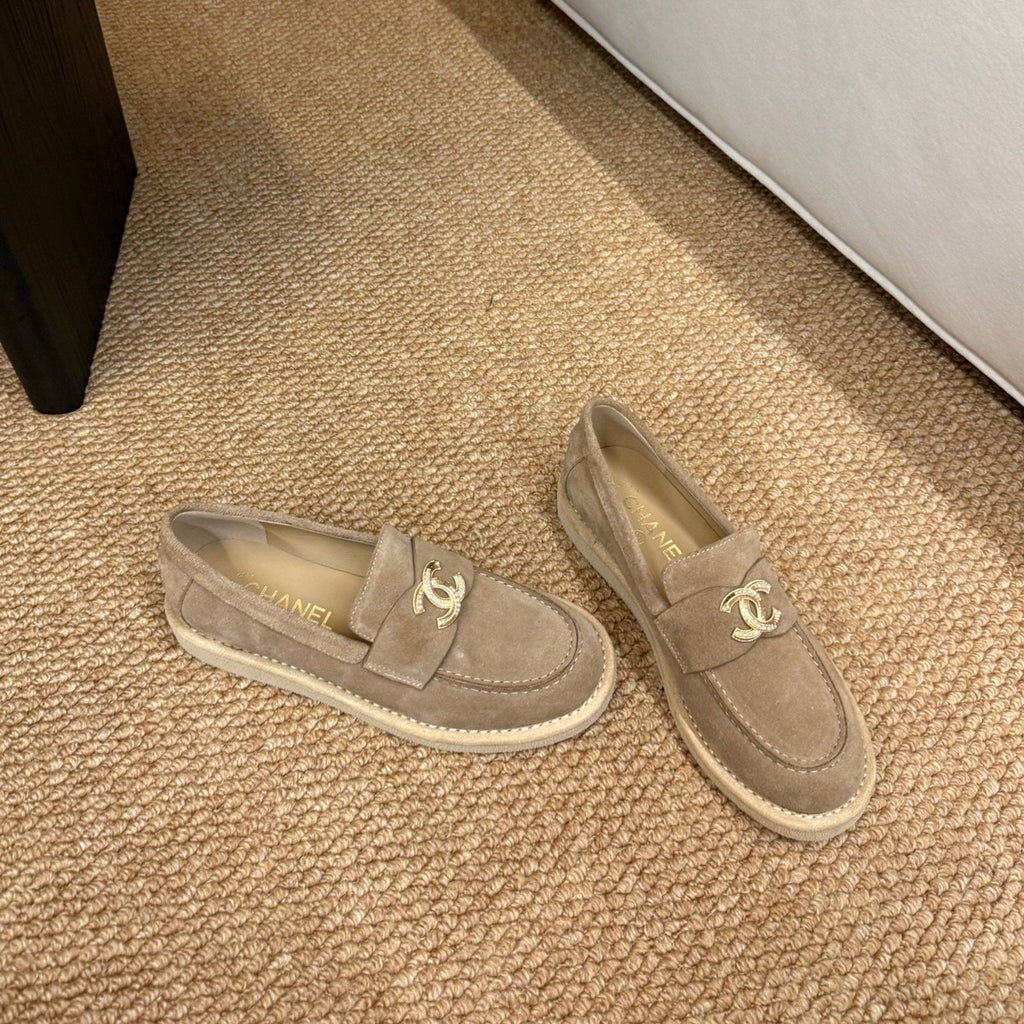 CHANEL 26S LOAFER IN TAUPE BROWN SUEDE CC LOGO