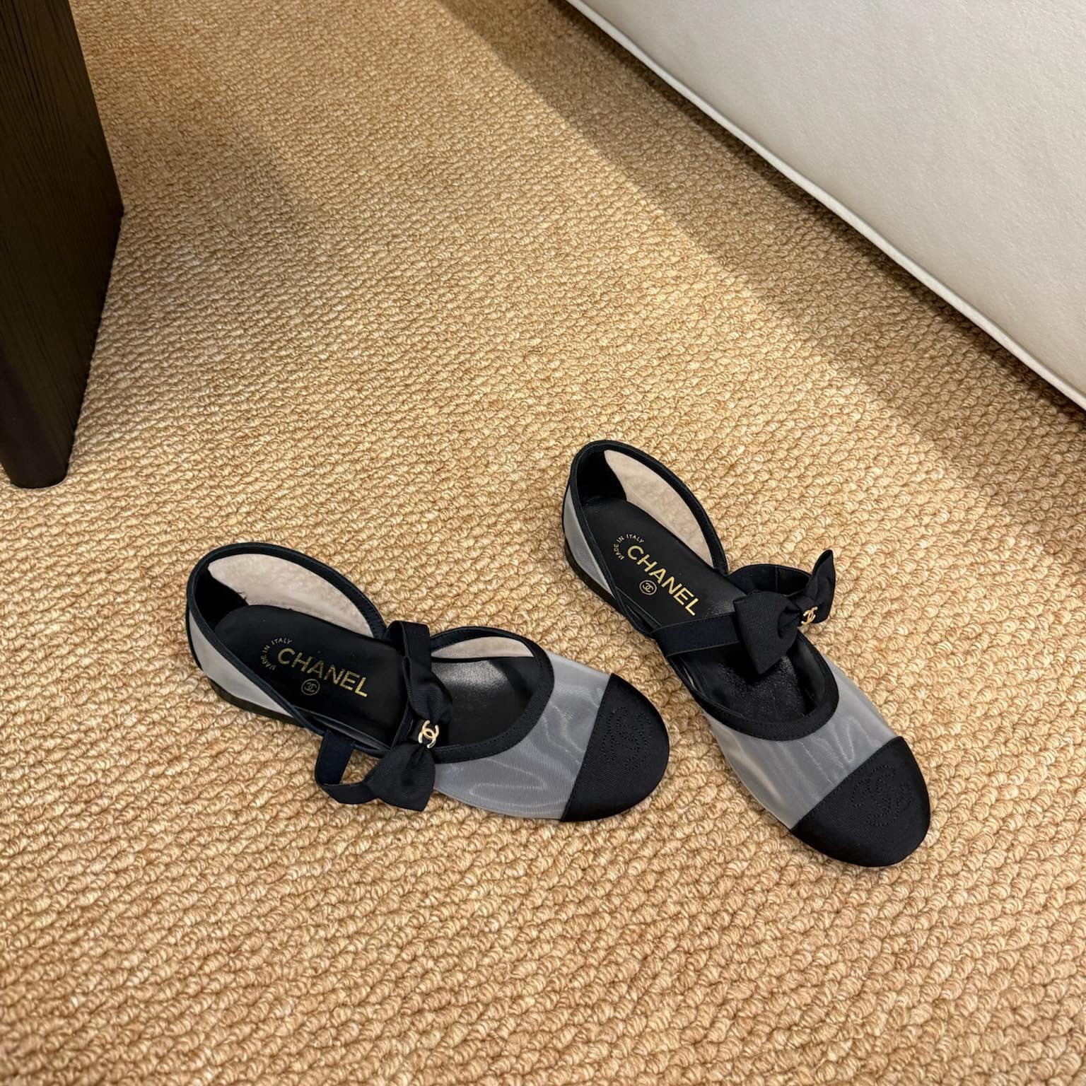 CHANEL 26S MARY JANE FLATS IN BLACK AND GREY MESH RIBBON STRAP CAP TOE