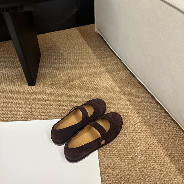 CHANEL 26S MARY JANE FLATS IN DARK BROWN SUEDE CC LOGO