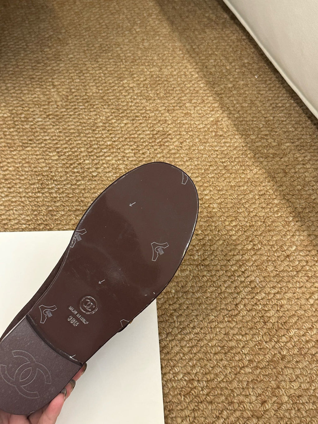 CHANEL 26S MARY JANE FLATS IN DARK BROWN SUEDE CC LOGO