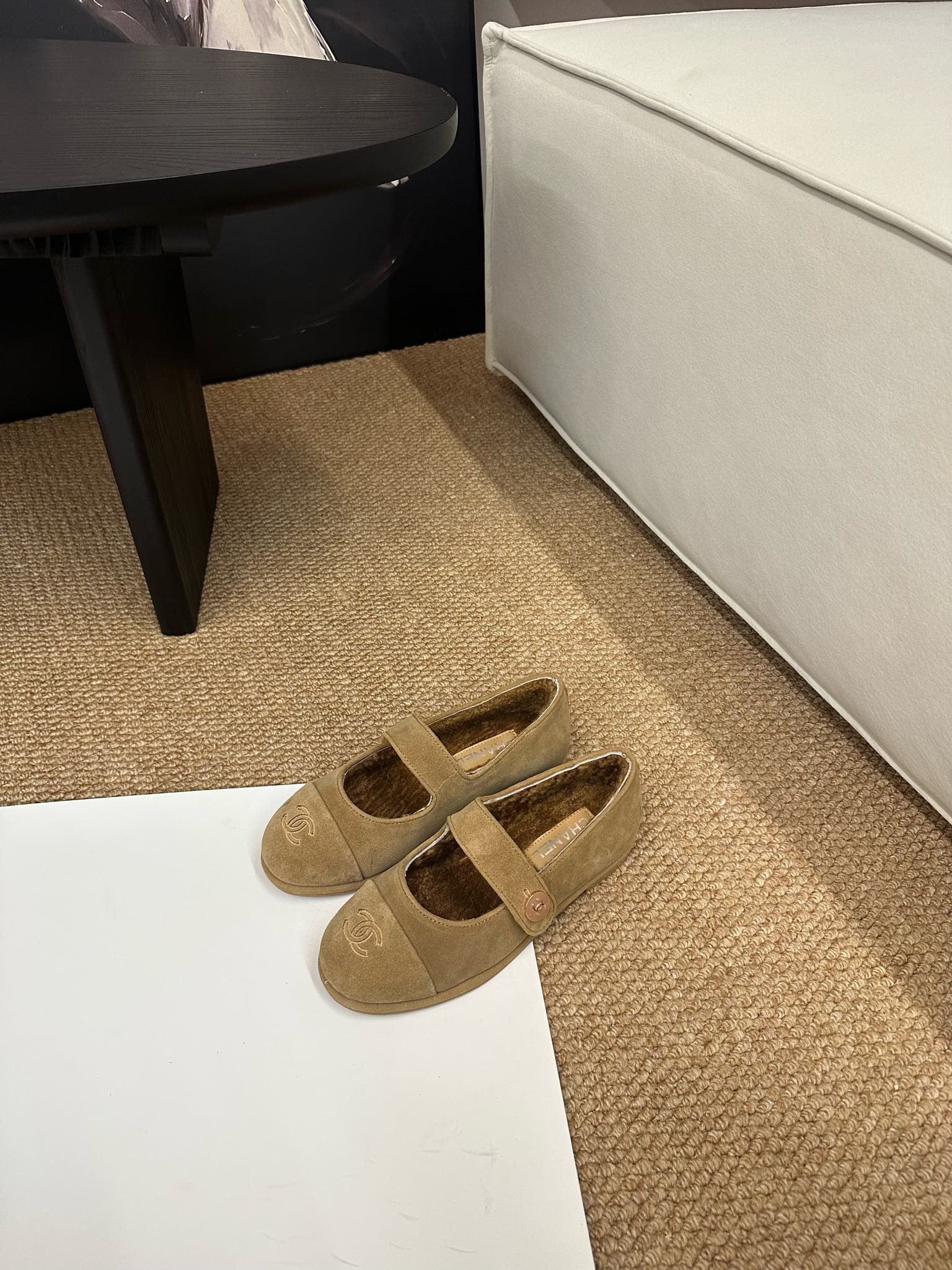 CHANEL 26S MARY JANE FLATS IN CARAMEL BROWN SUEDE SHEARLING LINING CC LOGO