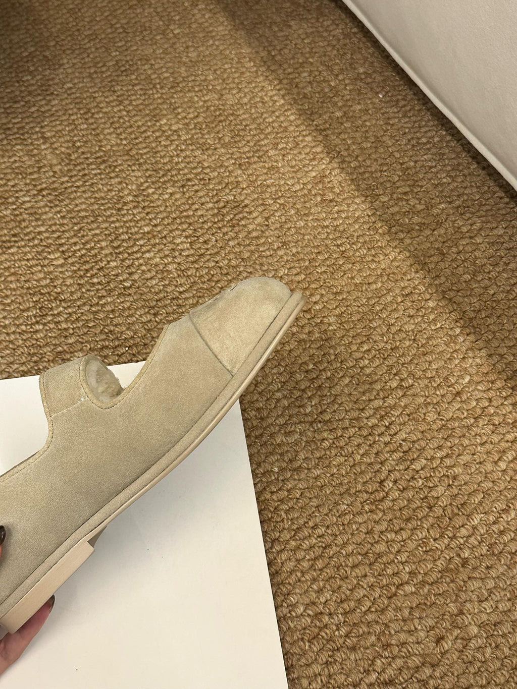 CHANEL 26S MARY JANE FLATS IN BEIGE SUEDE SHEARLING LINING CC LOGO