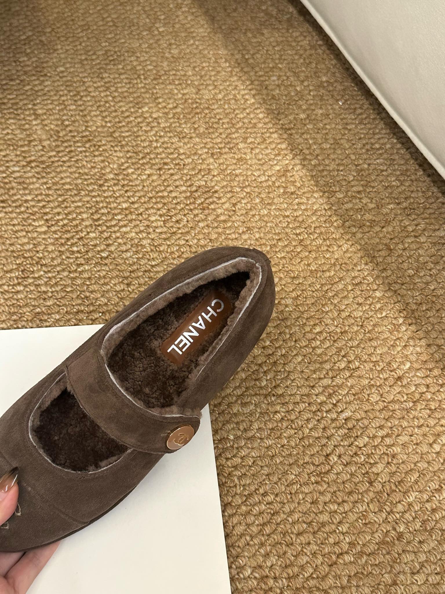 CHANEL 26S MARY JANE FLATS IN BROWN SUEDE SHEARLING LINING