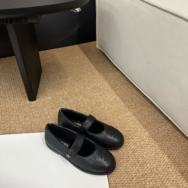 CHANEL 26S MARY JANE FLATS IN BLACK CALFSKIN WITH CC LOGO