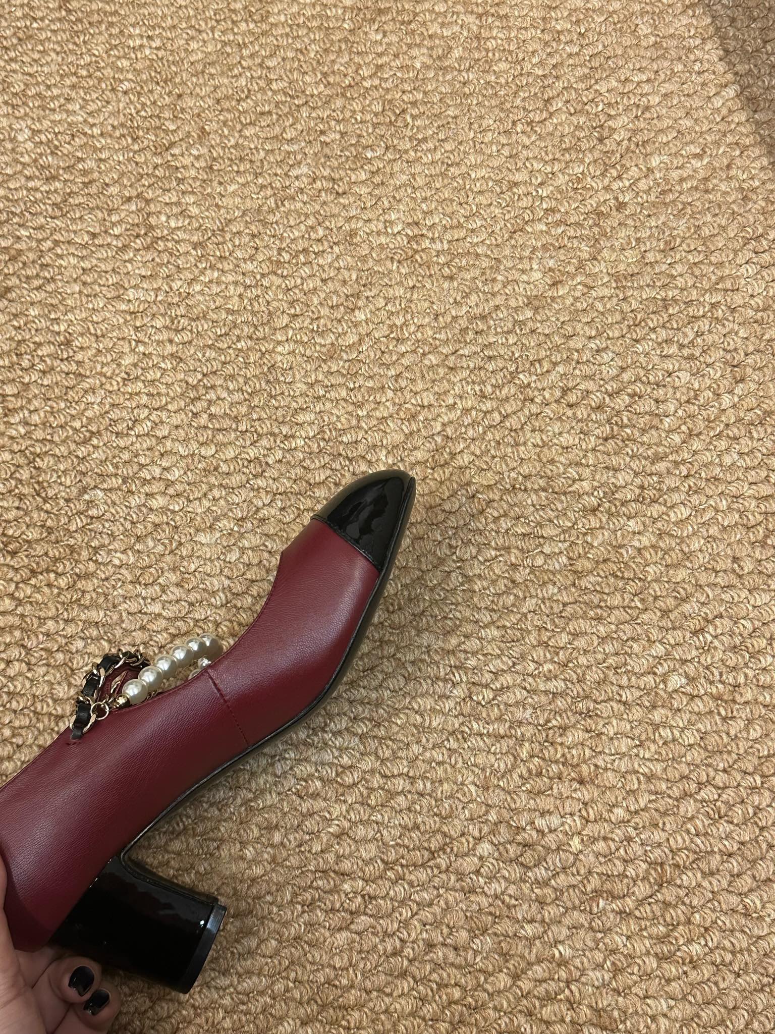 CHANEL 26S MARY JANE PEARL STRAP HIGH HEELS IN BURGUNDY RED CALFSKIN