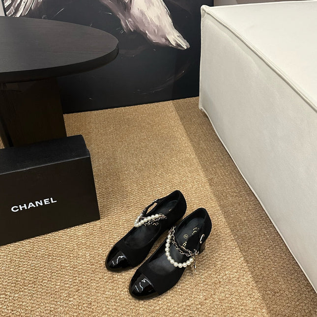 CHANEL 26S MARY JANE PEARL STRAP HIGH HEELS IN BLACK CALFSKIN