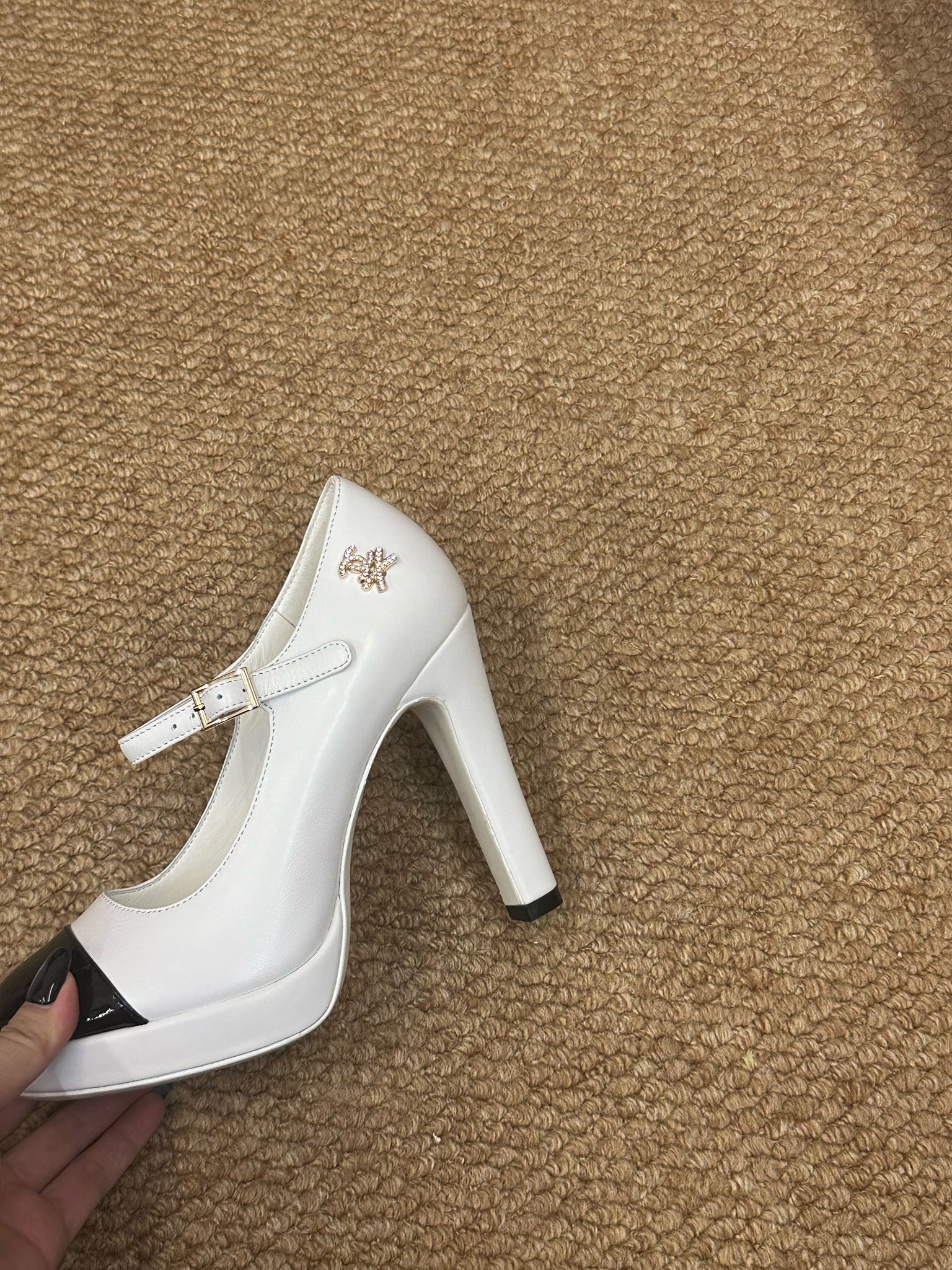 CHANEL 26S MARY JANE HEELS IN WHITE CALFSKIN WITH BLACK CAP TOE