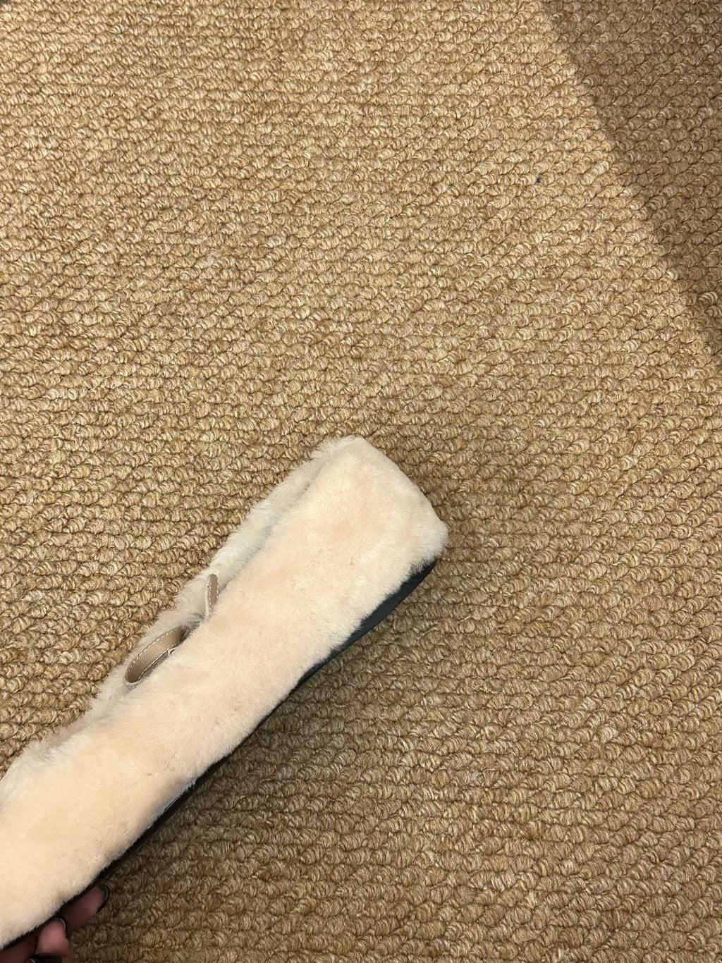 PRADA 26S SHEARLING BALLET FLATS IN CREAM WHITE