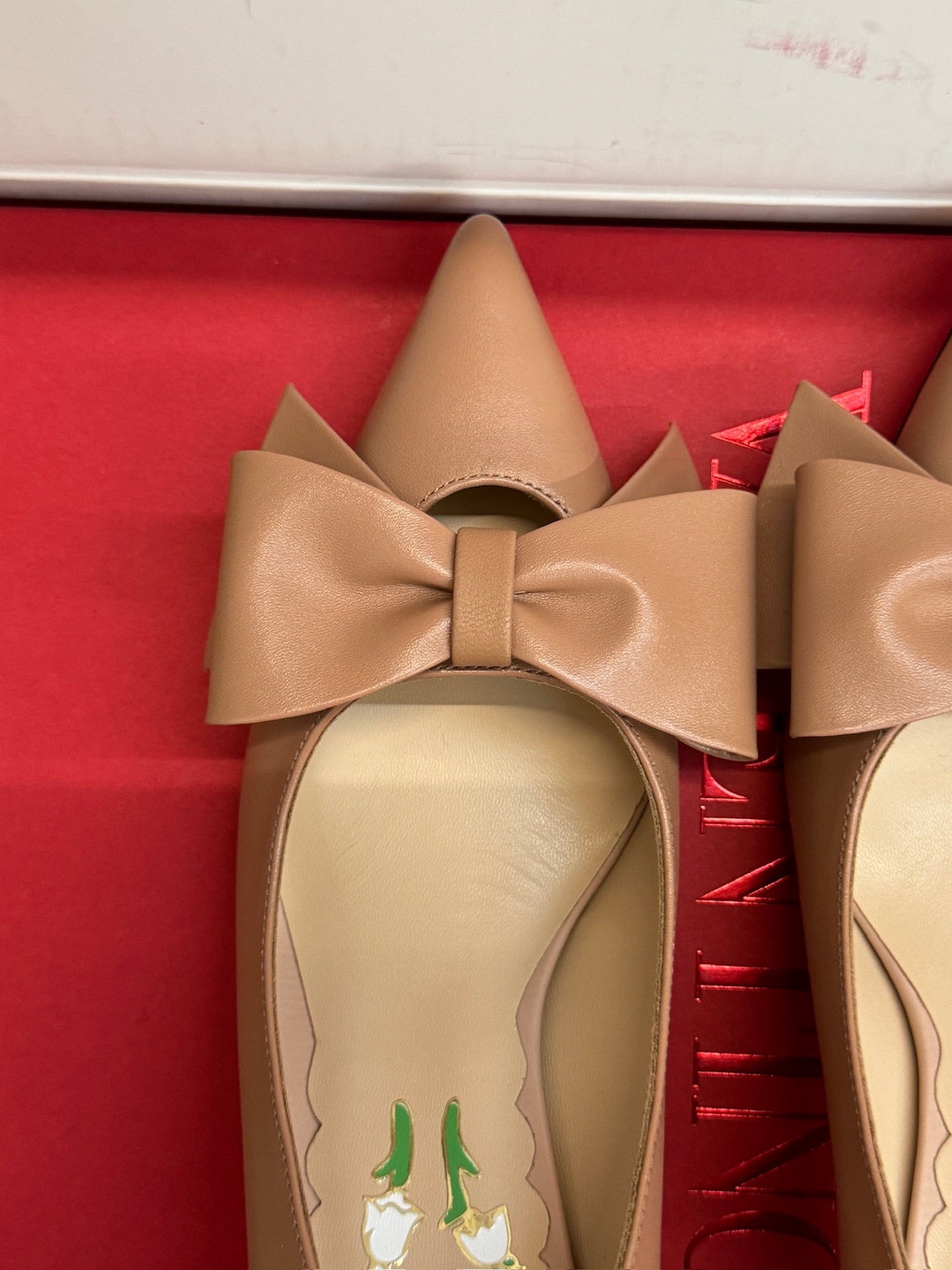 VALENTINO 26S HIGH HEEL SHOES IN NUDE PINK CALFSKIN WITH BOW
