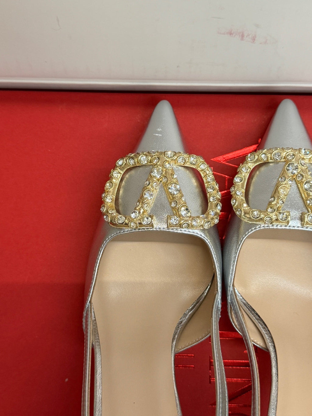 VALENTINO 26S HIGH HEEL SLINGBACKS IN METALLIC SILVER CALFSKIN WITH CRYSTAL