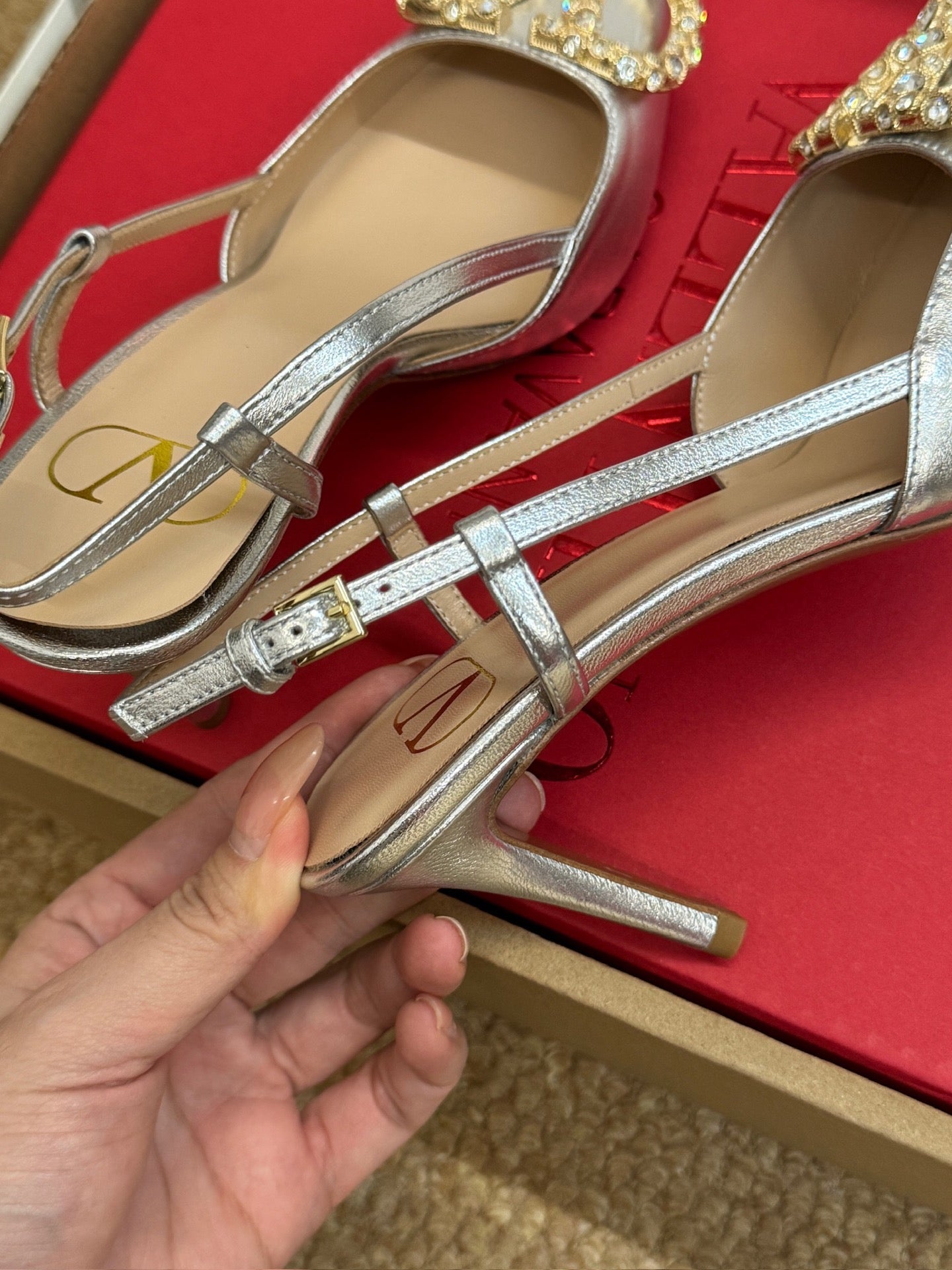VALENTINO 26S HIGH HEEL SLINGBACKS IN METALLIC SILVER CALFSKIN WITH CRYSTAL