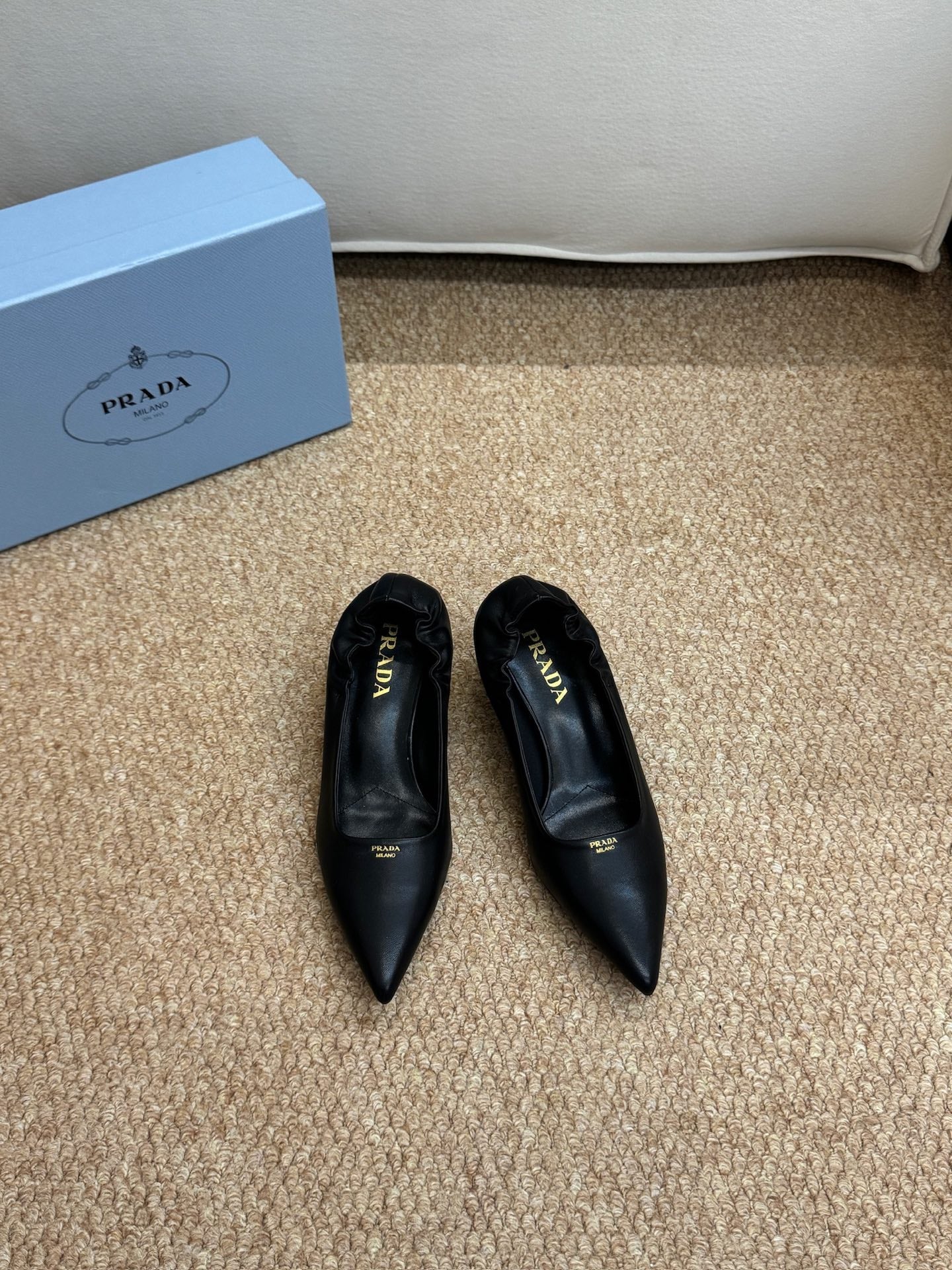 PRADA 26S POINTED TOE PUMPS 50MM IN BLACK CALFSKIN