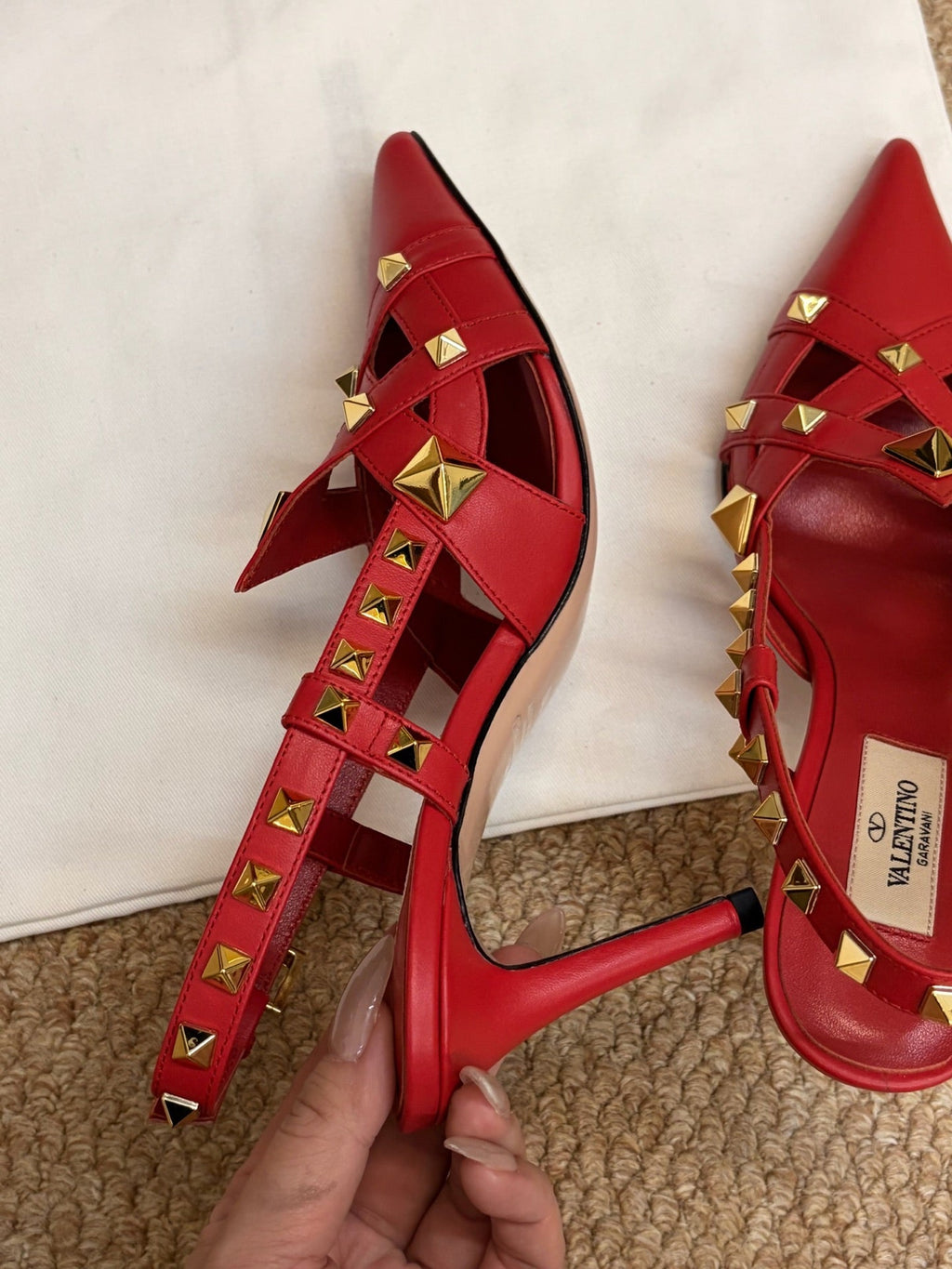 VALENTINO 26S ROCKSTUD SLINGBACK HEELS IN RED CALFSKIN
