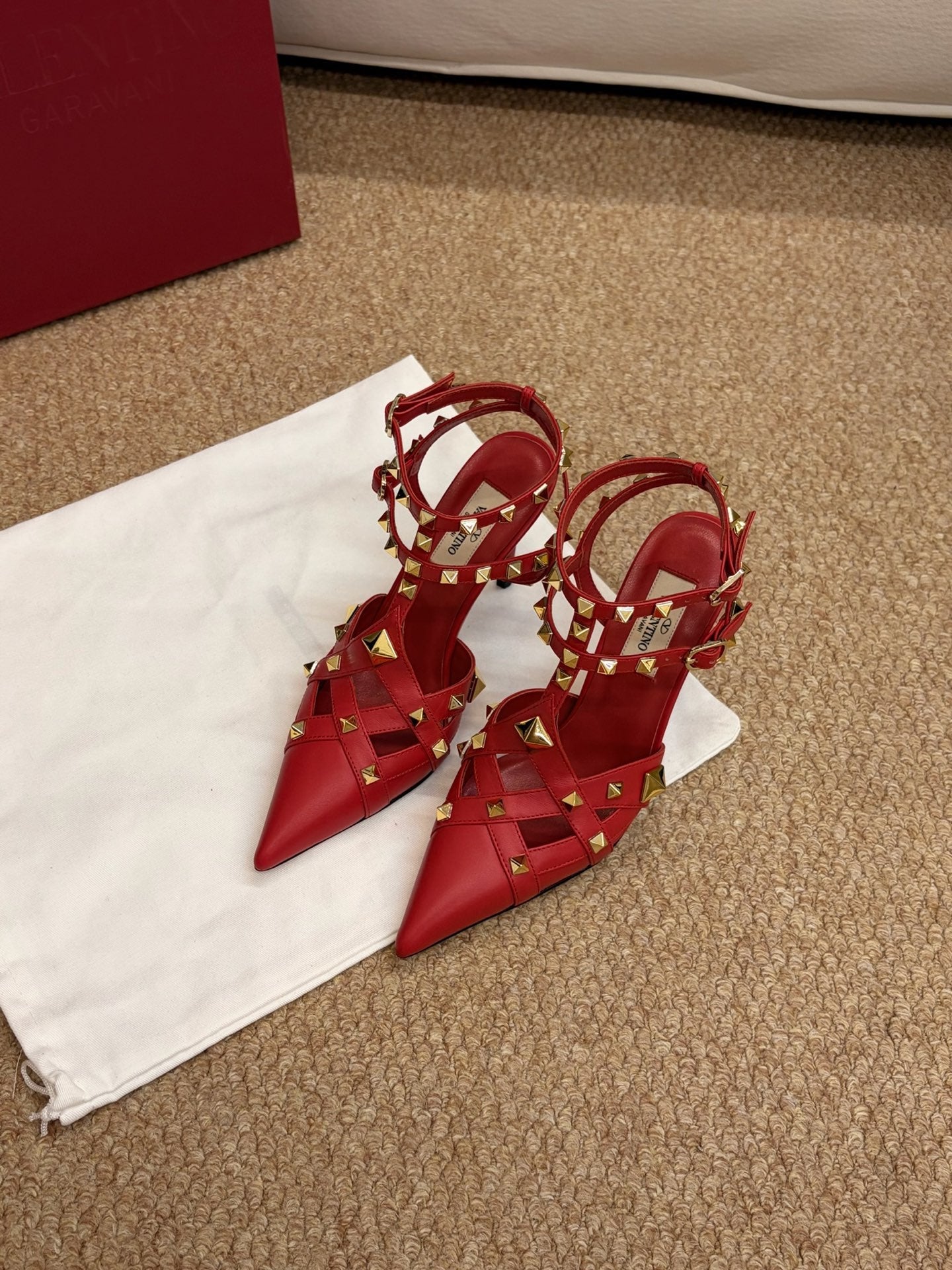 VALENTINO 26S OCKSTUD HEELS IN RED CALFSKIN