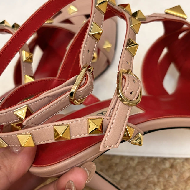 VALENTINO 26S OCKSTUD HEELS IN BLUSH NUDE CALFSKIN