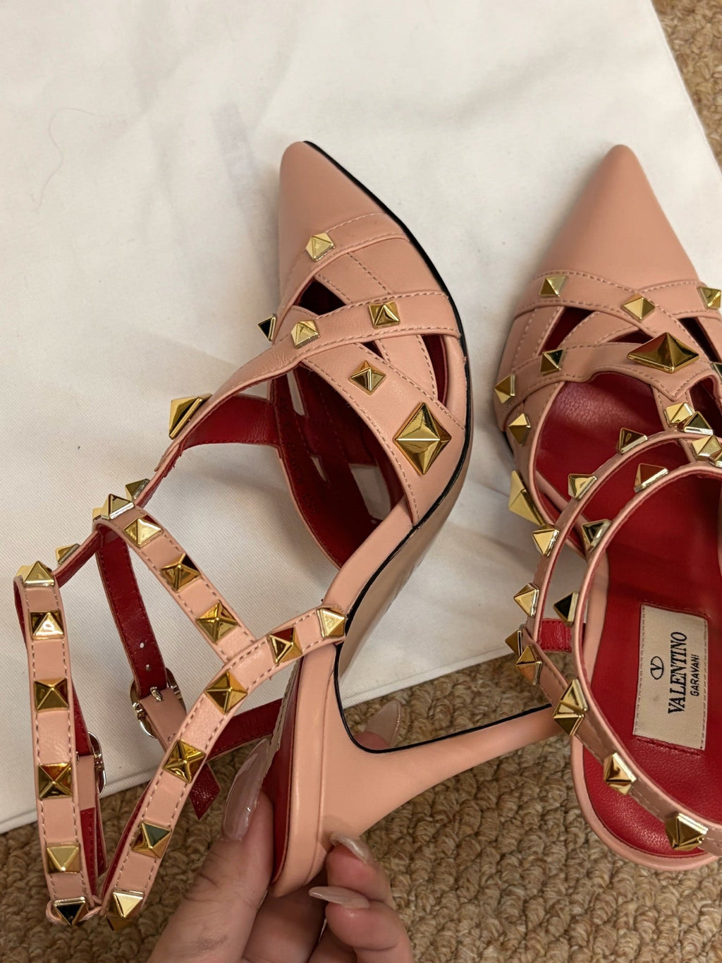 VALENTINO 26S OCKSTUD HEELS IN NUDE PEACH CALFSKIN