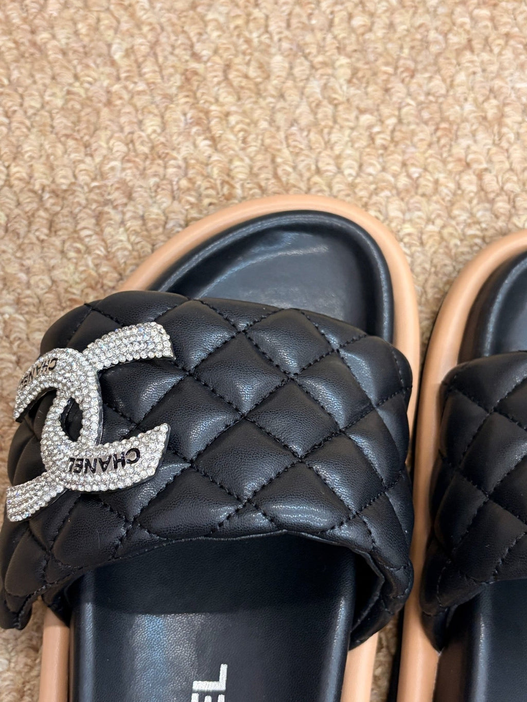 CHANEL 26S SLIDE SANDALS IN BLACK QUILTED CALFSKIN SILVER HARDWARE