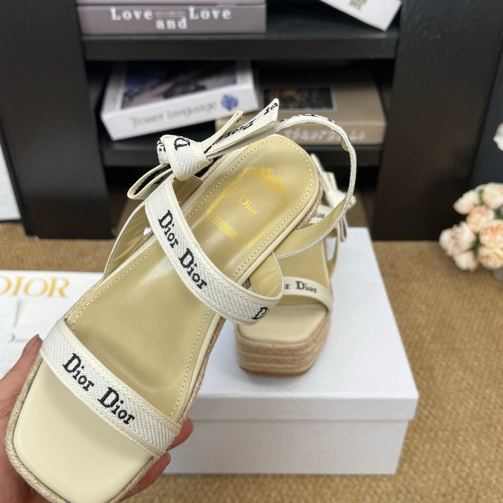 DIOR 26S ESPADRILLE WEDGE SANDAL IN BEIGE CANVAS AND CALFSKIN