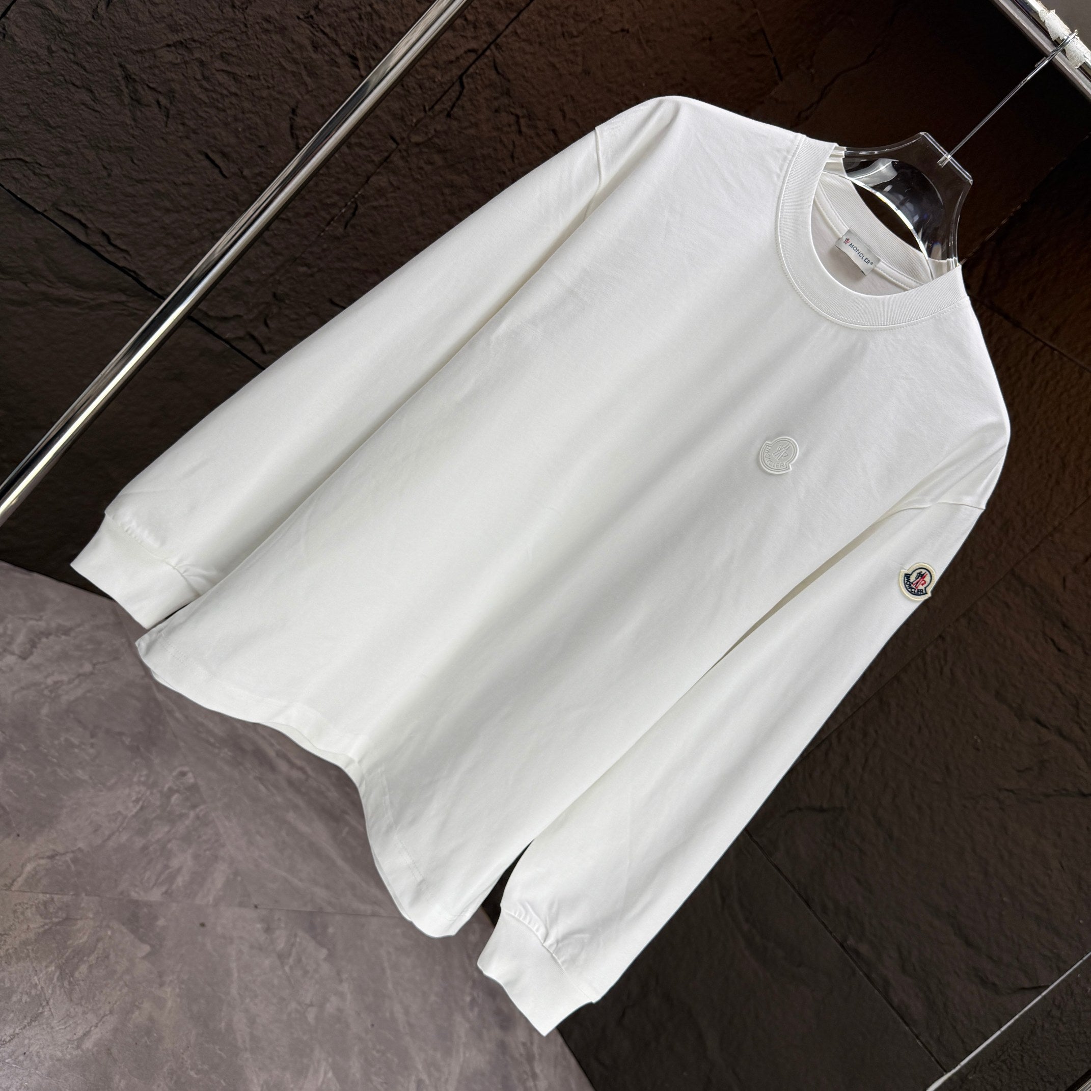 MONCLER 26S LONG-SLEEVE T-SHIRT 529