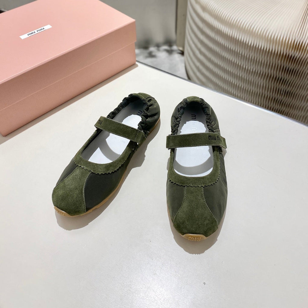 MIUMIU 26S RUCHES NAPPA BALLERINAS IN ARMY GREEN SUEDE AND FABRIC