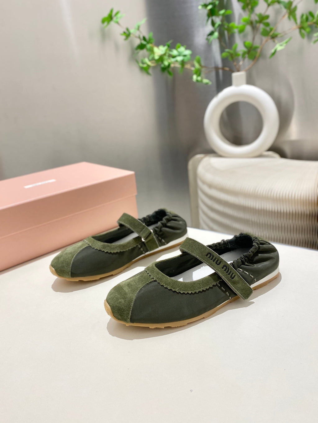 MIUMIU 26S RUCHES NAPPA BALLERINAS IN ARMY GREEN SUEDE AND FABRIC
