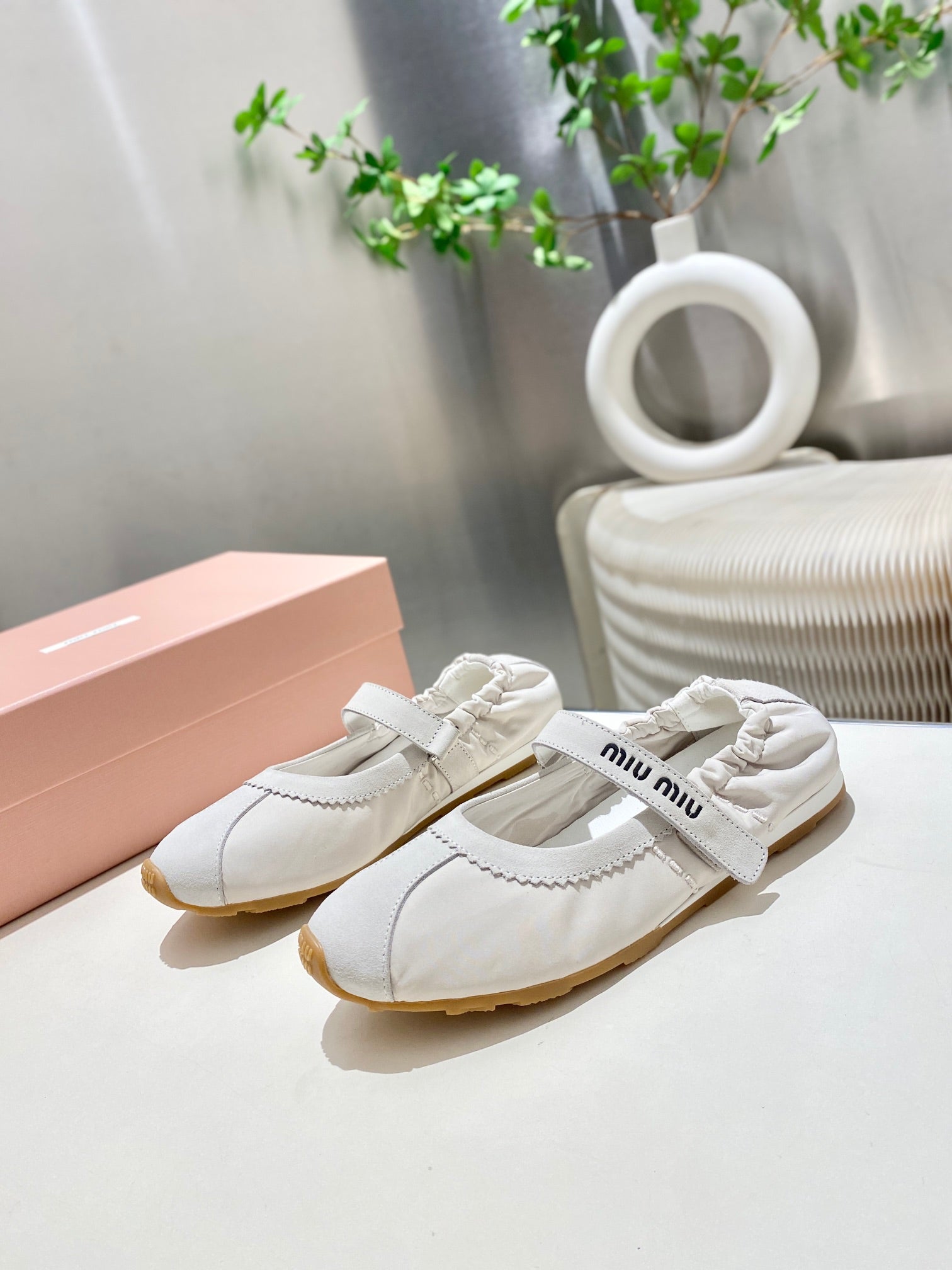MIUMIU 26S RUCHES NAPPA BALLERINAS IN CREAM WHITE SUEDE AND FABRIC