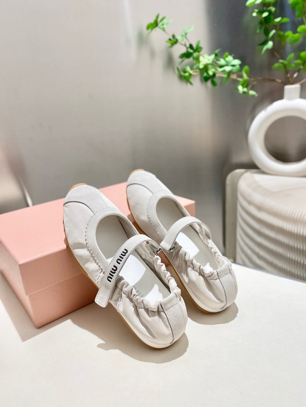 MIUMIU 26S RUCHES NAPPA BALLERINAS IN CREAM WHITE SUEDE AND FABRIC