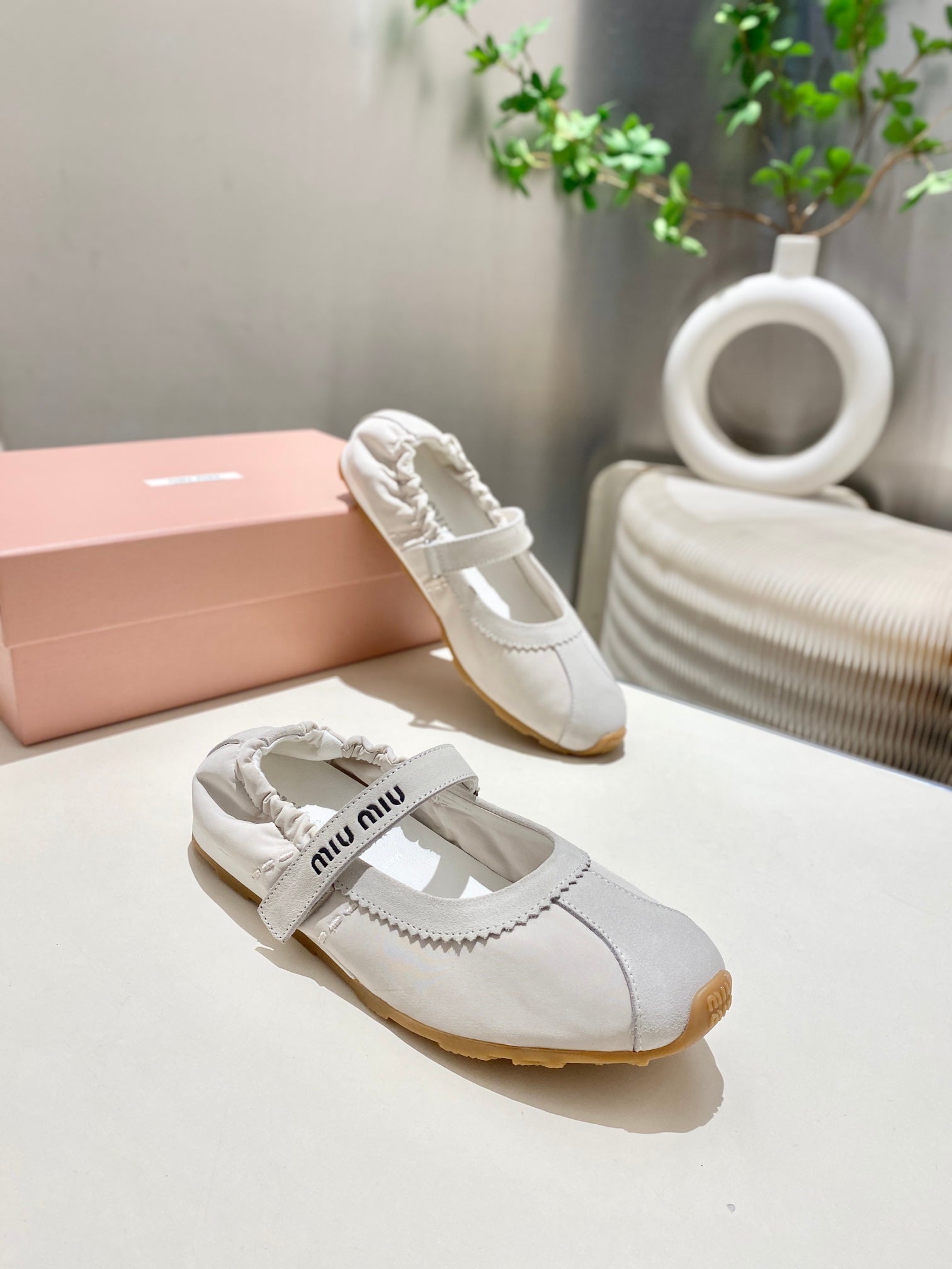 MIUMIU 26S RUCHES NAPPA BALLERINAS IN CREAM WHITE SUEDE AND FABRIC