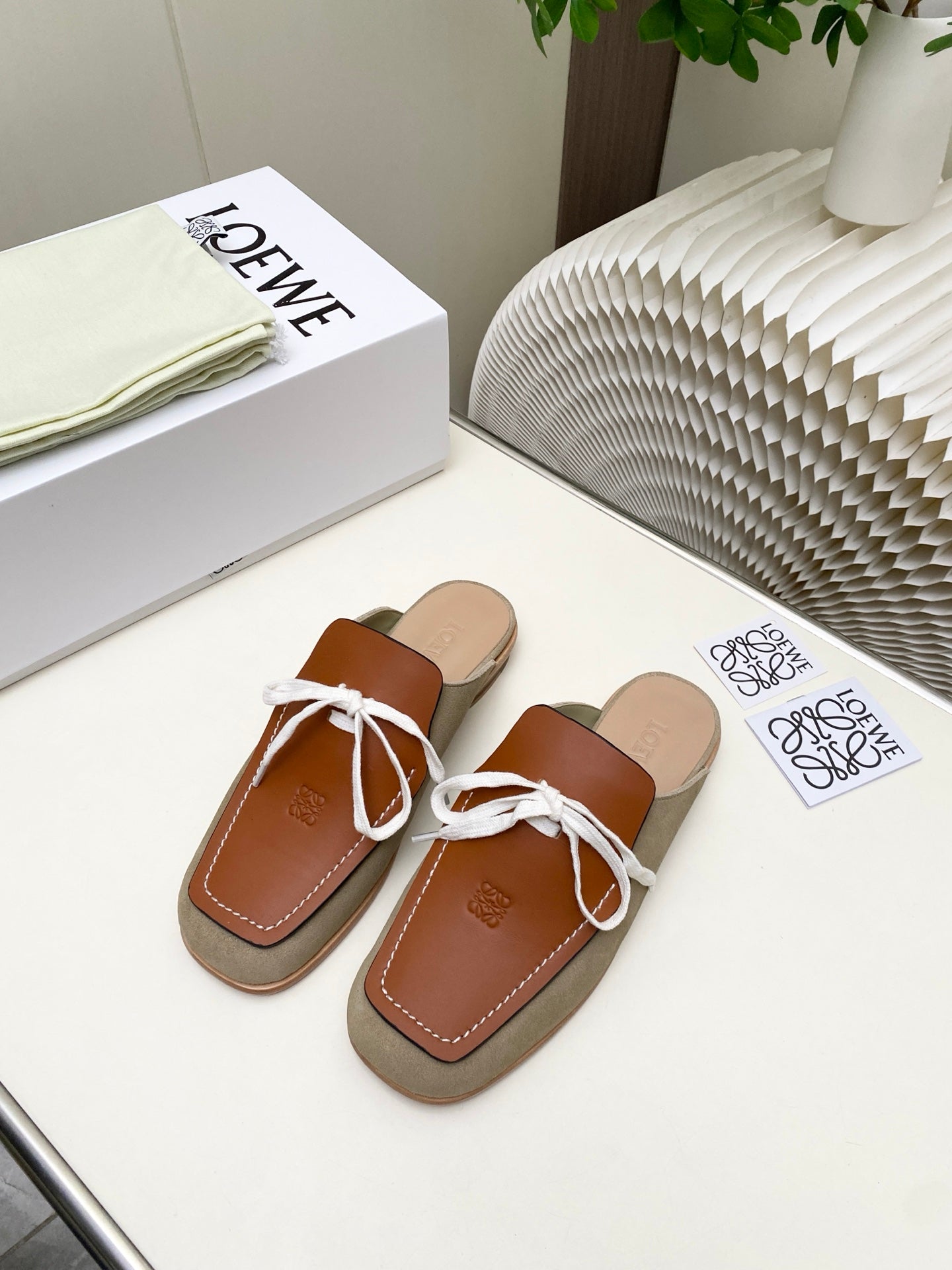LOEWE 26S FLAT MULES IN BROWN CALFSKIN AND SUEDE
