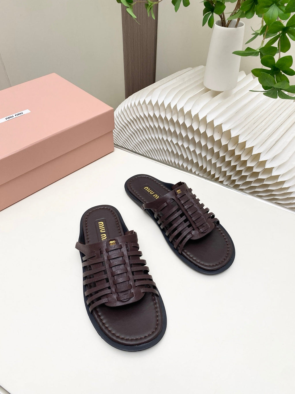 MIUMIU 26S SLIDES SANDAL IN DARK BROWN CALFSKIN