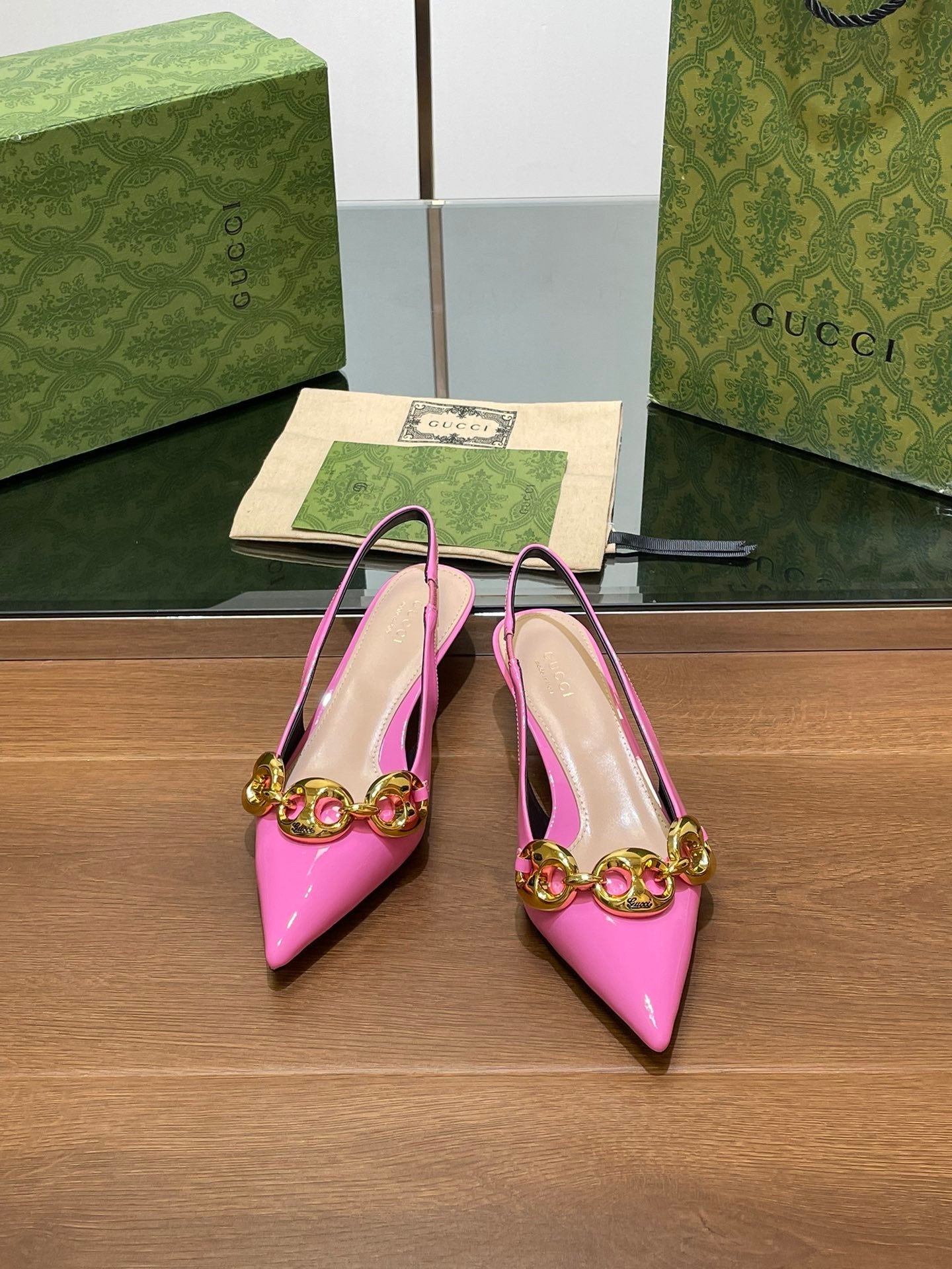 GG MID-HEELED SLINGBACK 4.5 CM IN FUSICA PINK GLOSSY CALFSKIN WITH GOLD HARDWARE