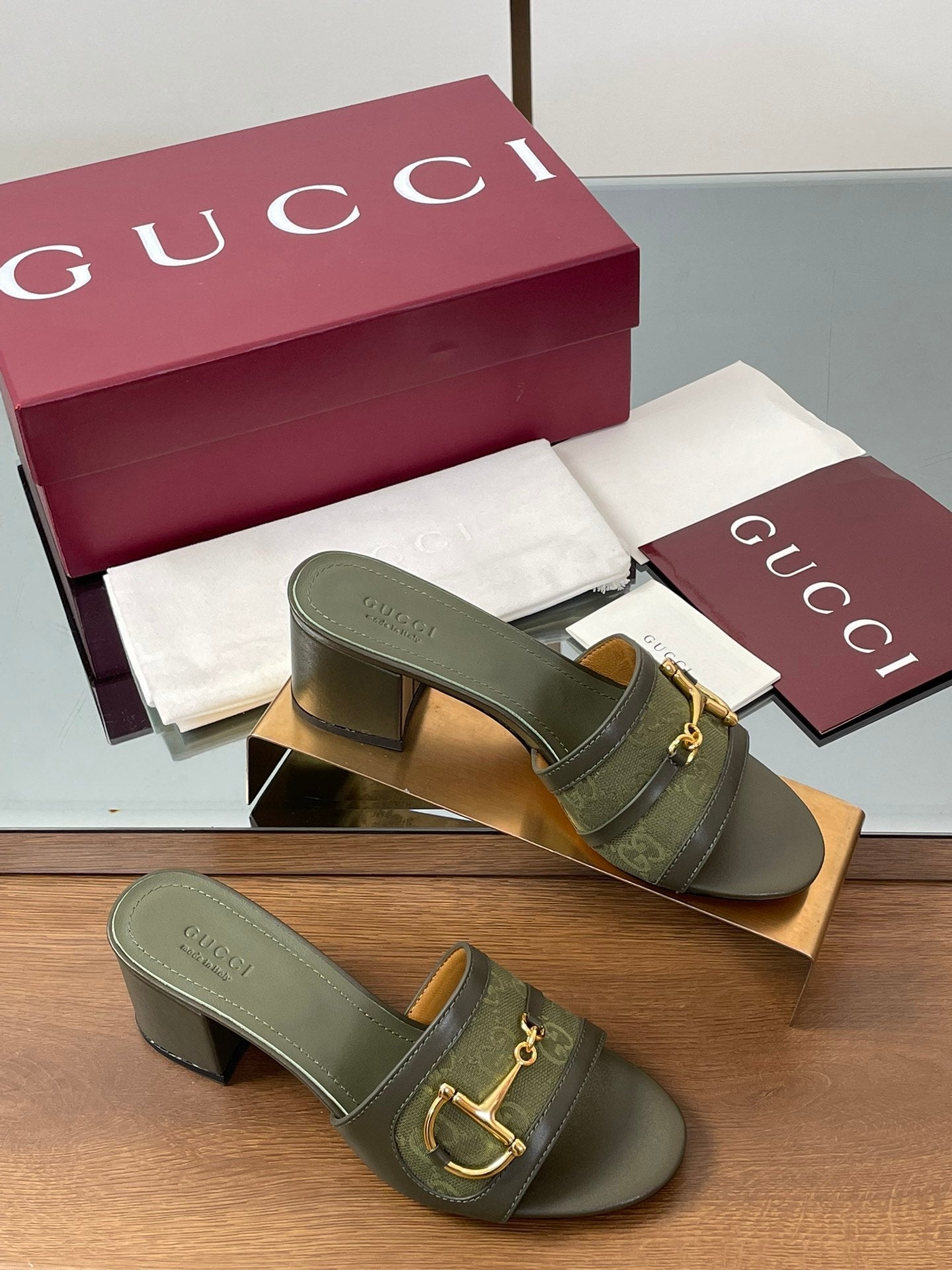 HIGH HEEL MULE 5.5 CM IN MOSS GREEN CALFSKIN MIX FABRIC AND GOLD HARDWARE