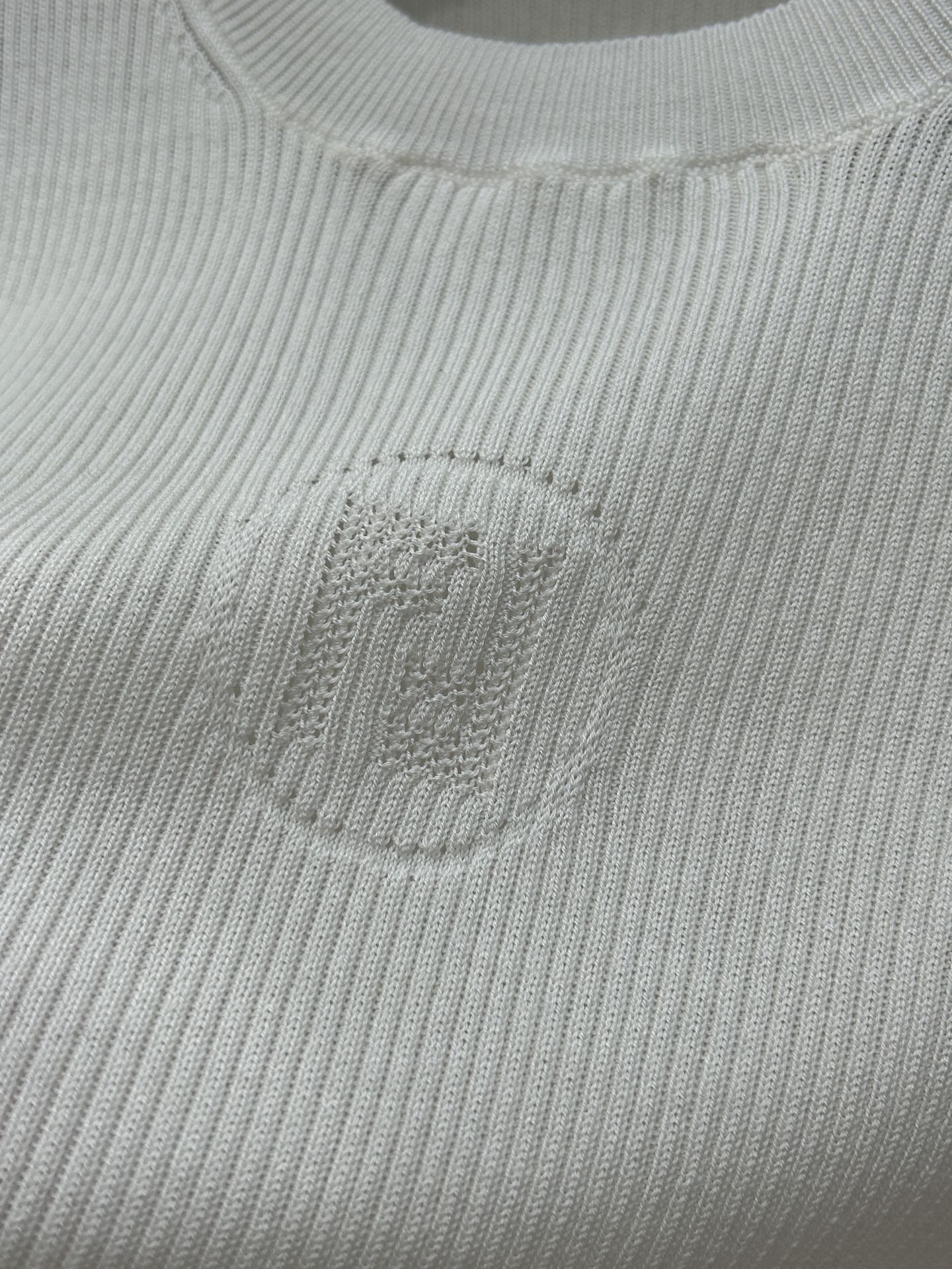 CREW NECK LOGO TEE 25S IN COTTON 266056