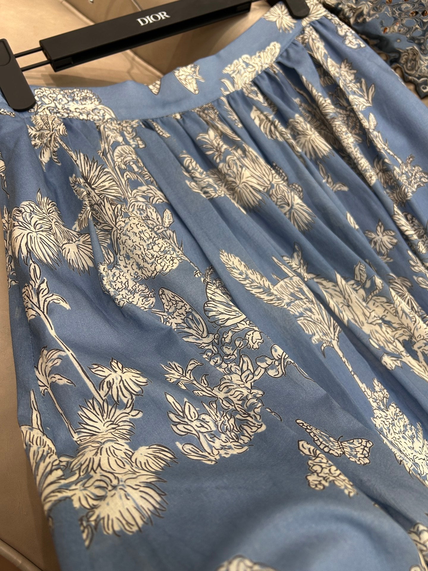 LONG SKIRT WITH COCONUT FOREST PRINT 25S IN COTTON 266160