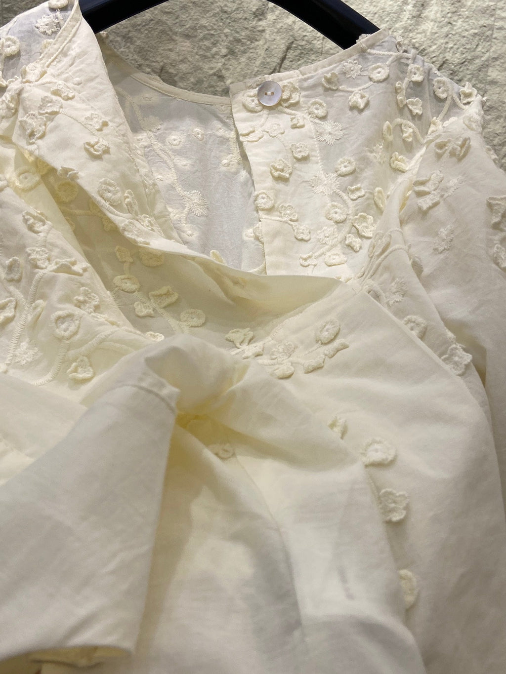 ROUND NECK EMBROIDERED SHIRT 25S IN COTTON 266154