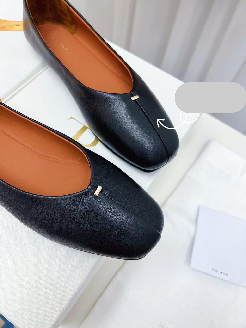 THE ROW 26S SQUARE TOE BALLET FLATS IN BLACK CALFSKIN