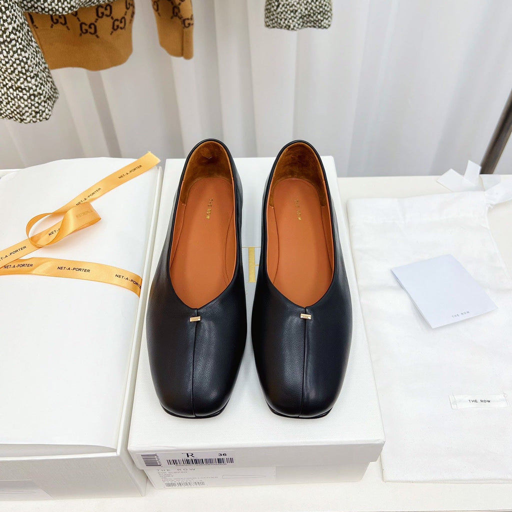THE ROW 26S SQUARE TOE BALLET FLATS IN BLACK CALFSKIN