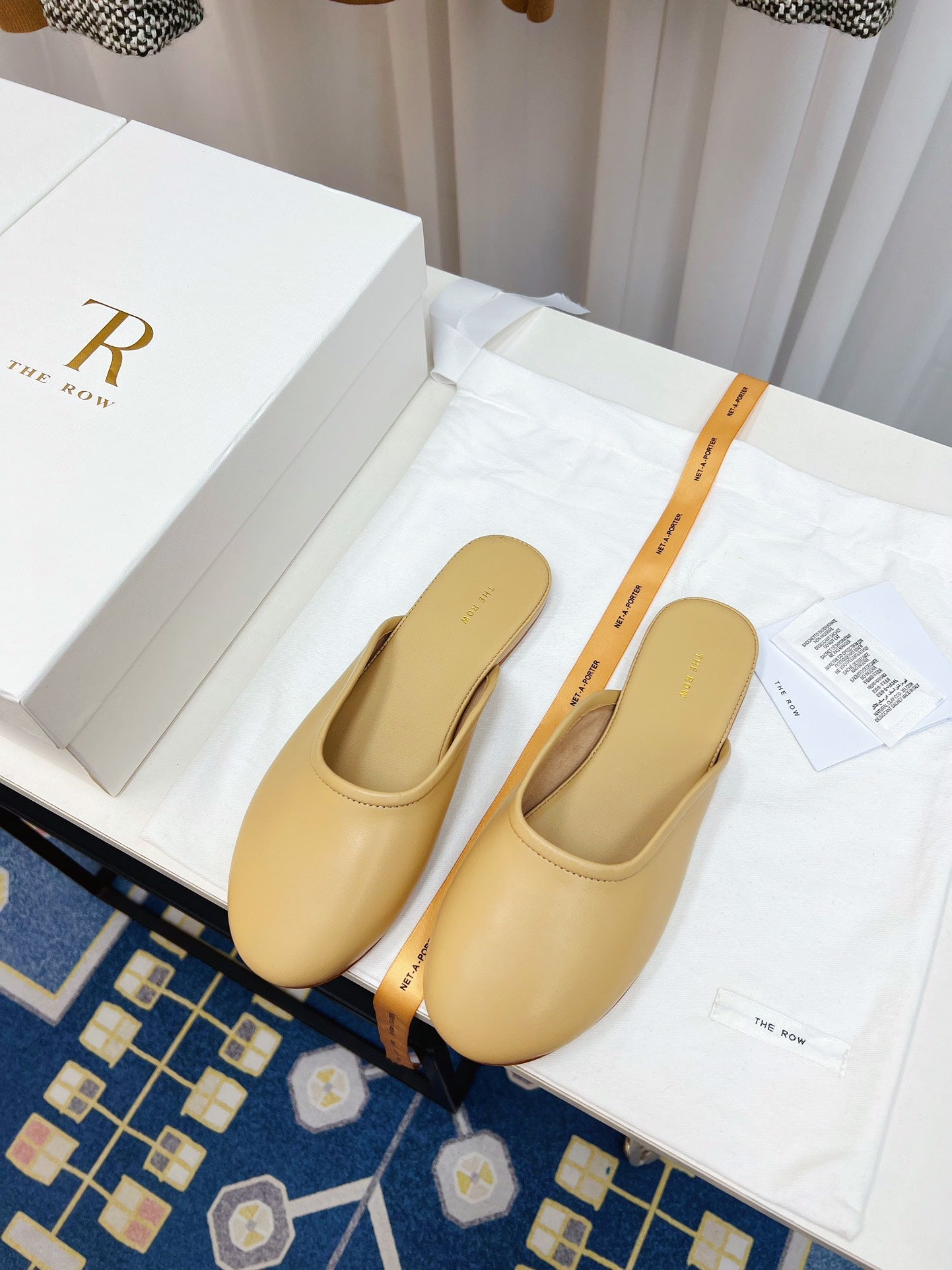 THE ROW 26S ROUND TOE MULES IN BEIGE CALFSKIN