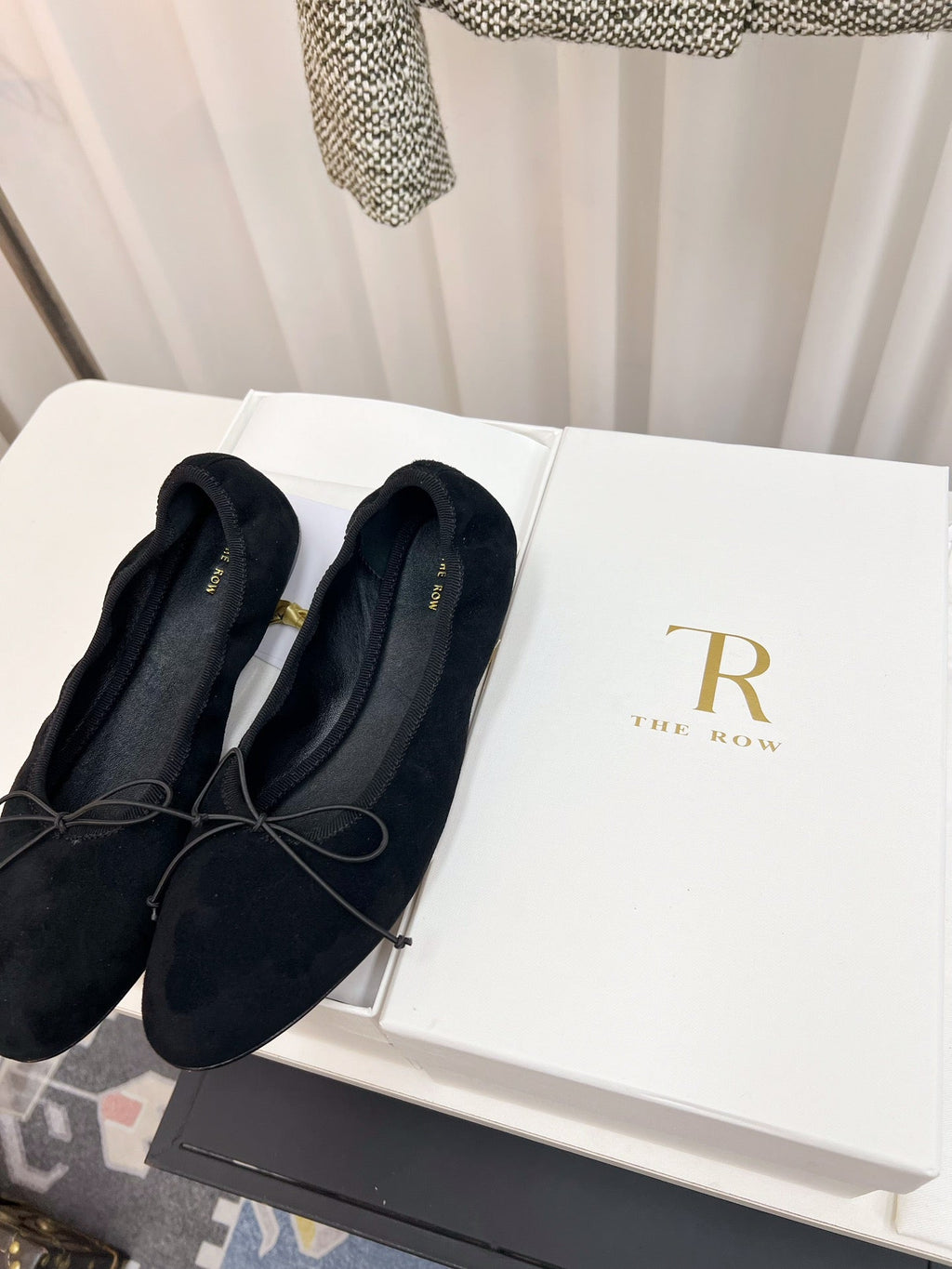 THE ROW 26S BALLET FLATS IN BLACK SUEDE ELASTIC TRIM WITH BOW