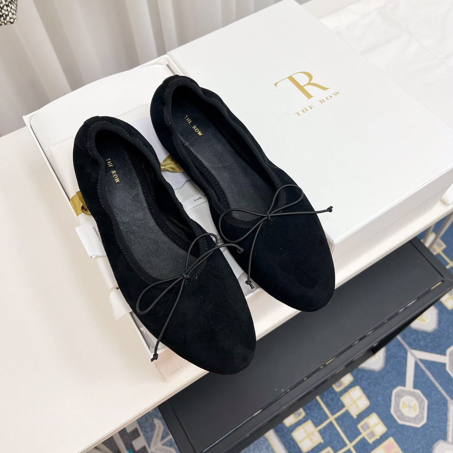 THE ROW 26S BALLET FLATS IN BLACK SUEDE ELASTIC TRIM WITH BOW