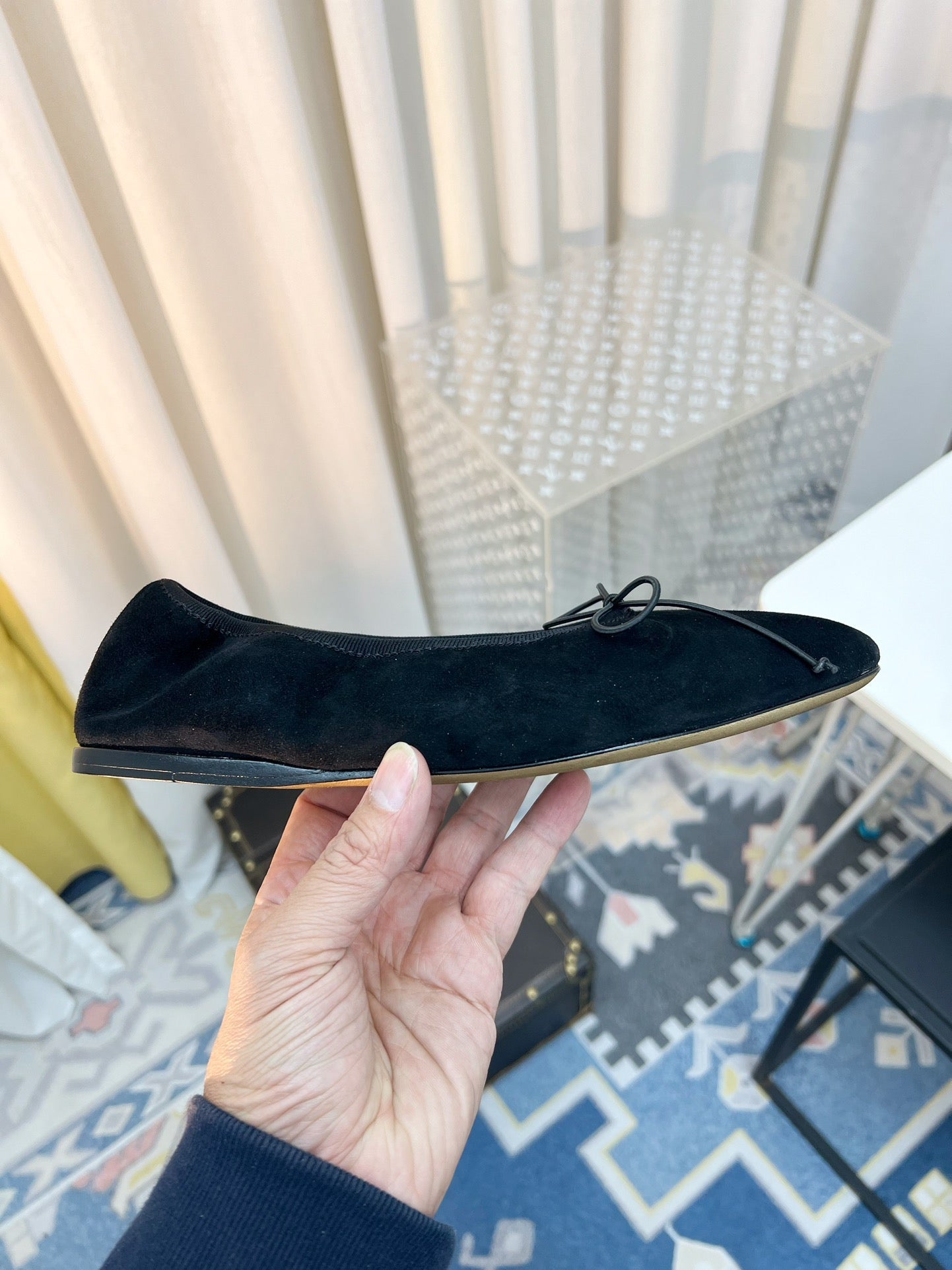 THE ROW 26S BALLET FLATS IN BLACK SUEDE ELASTIC TRIM WITH BOW