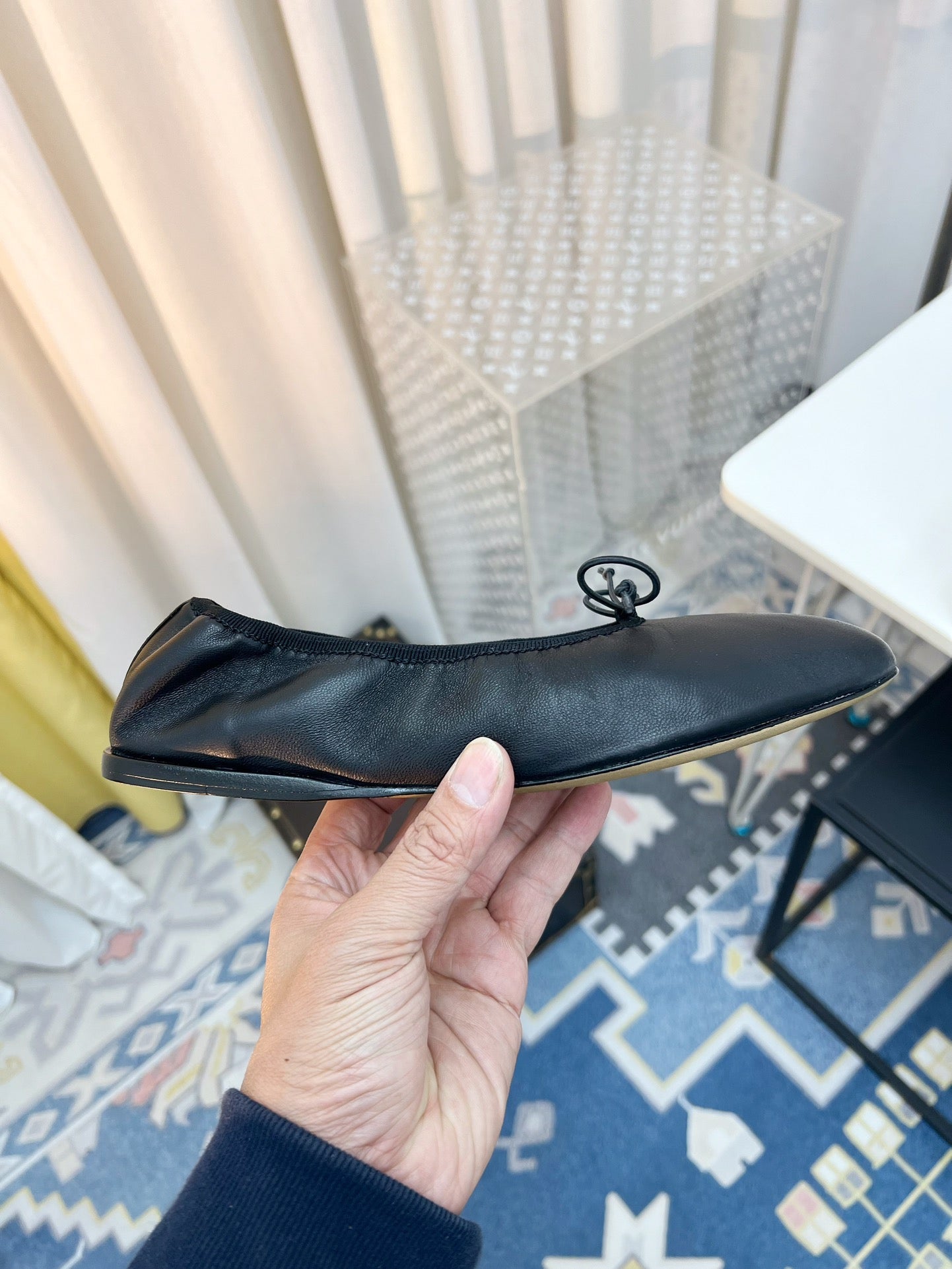 THE ROW 26S BALLET FLATS IN BLACK CALFSKIN ELASTIC TRIM WITH BOW
